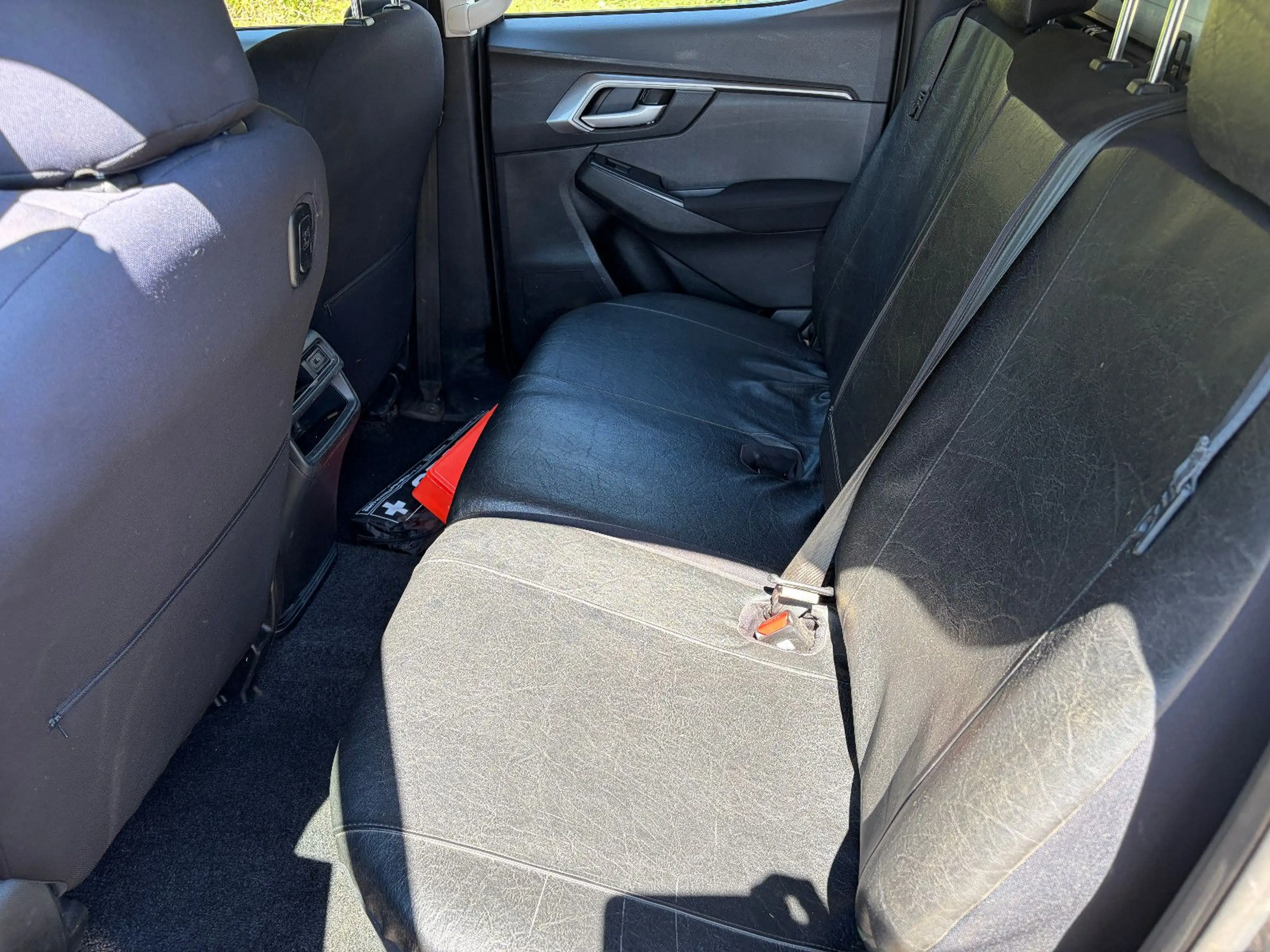 Isuzu D-Max LS Doka Automatik Hardtop — photo 13