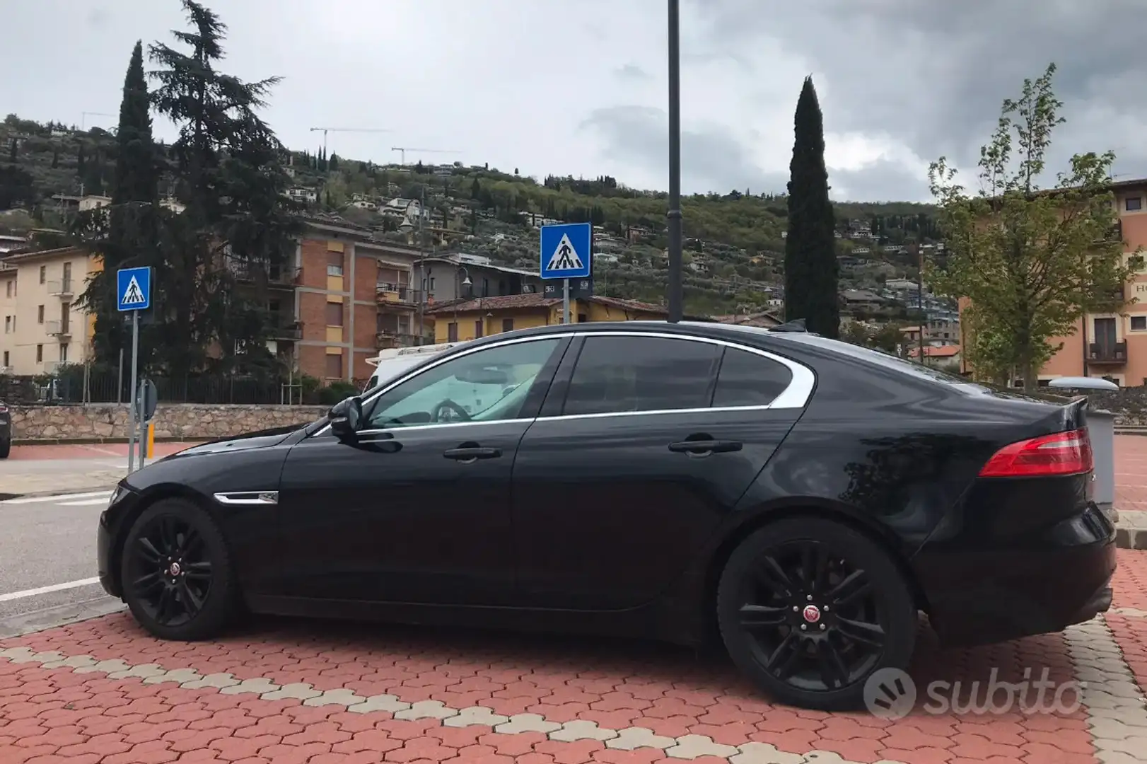 Jaguar XE 2.0d R-Sport 180cv auto - 2