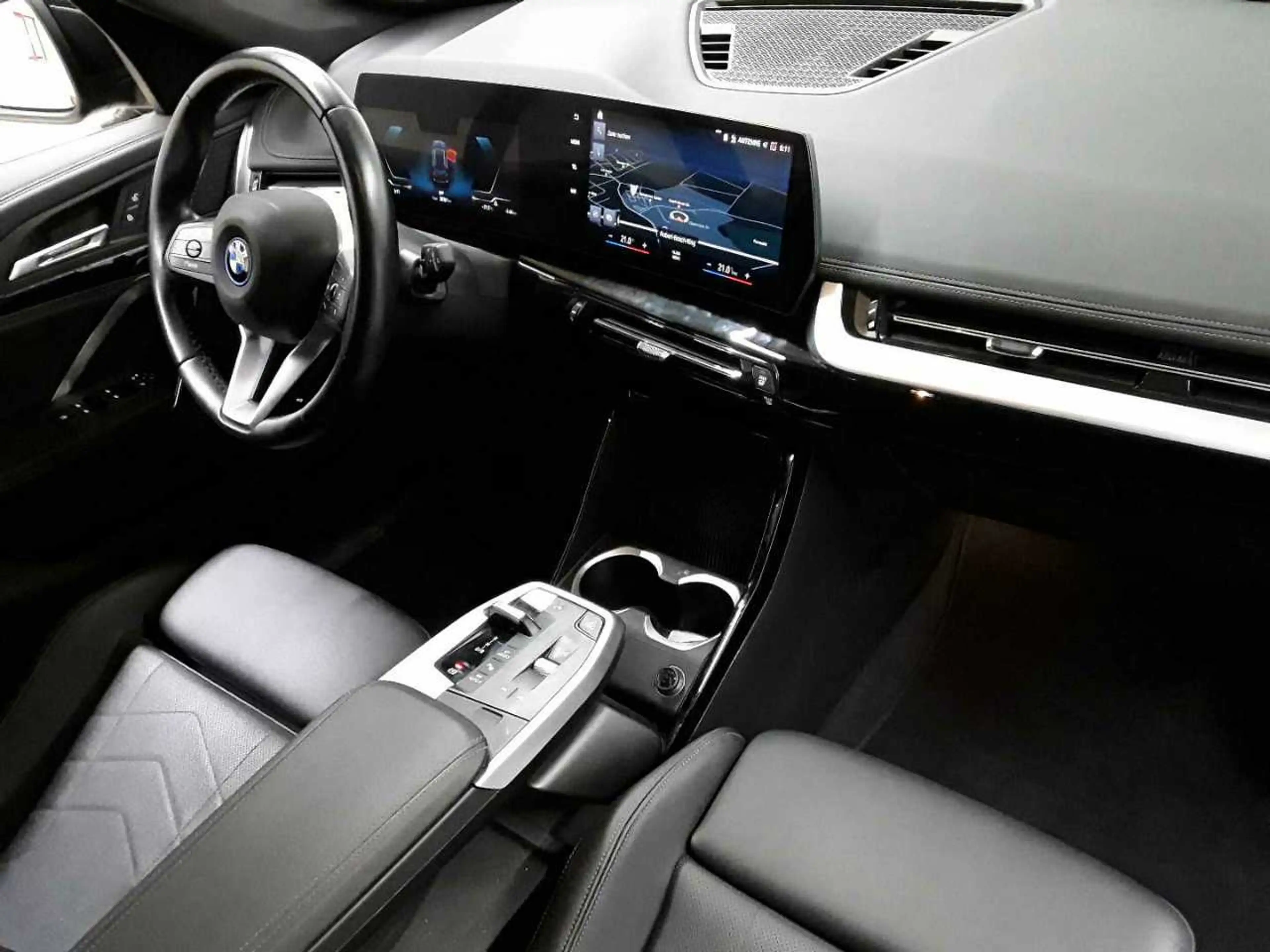 BMW iX1 iX1 xDrive30 xLine Navi Leder AHK — photo 9