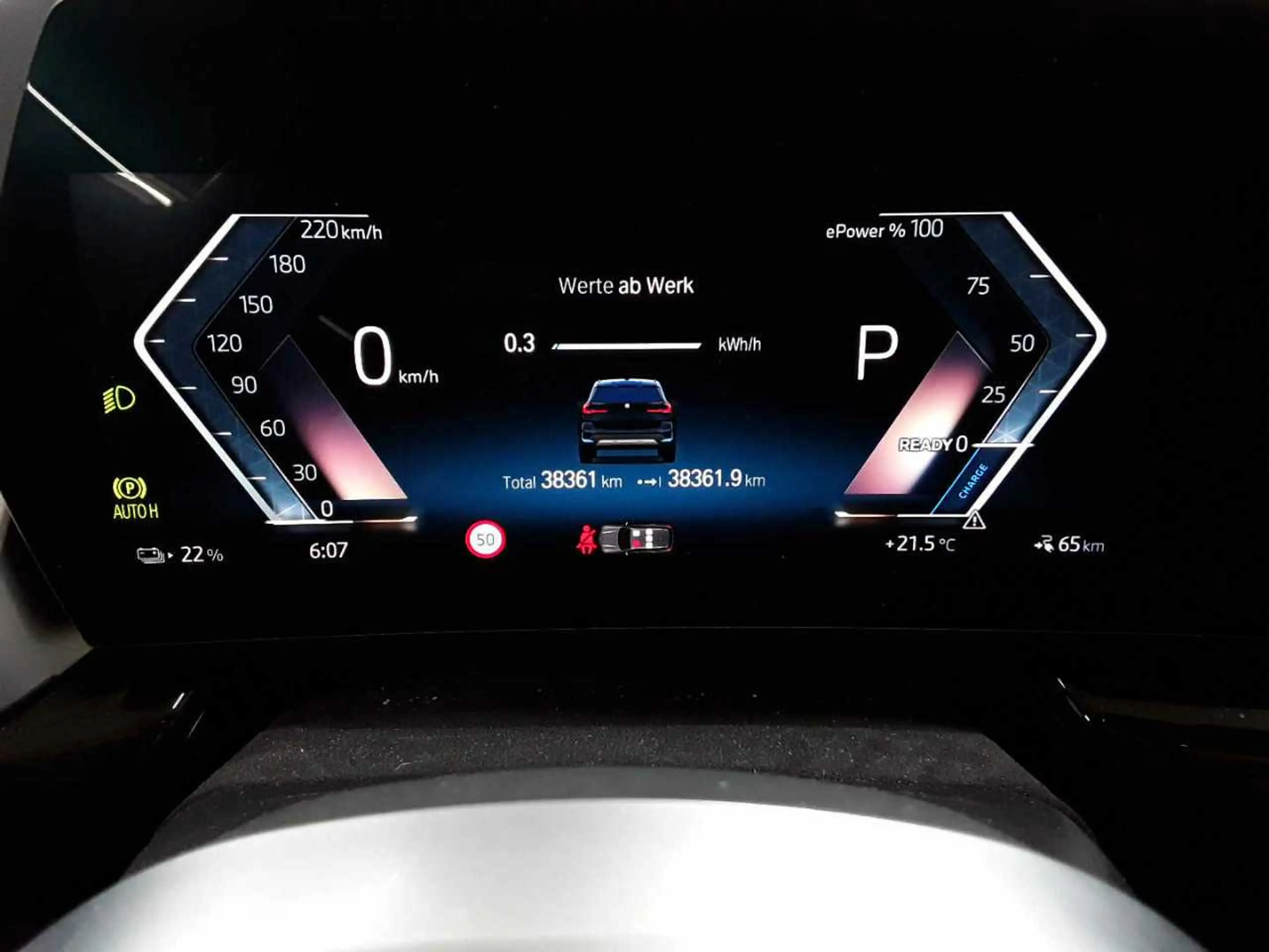 BMW iX1 iX1 xDrive30 xLine Navi Leder AHK — photo 11