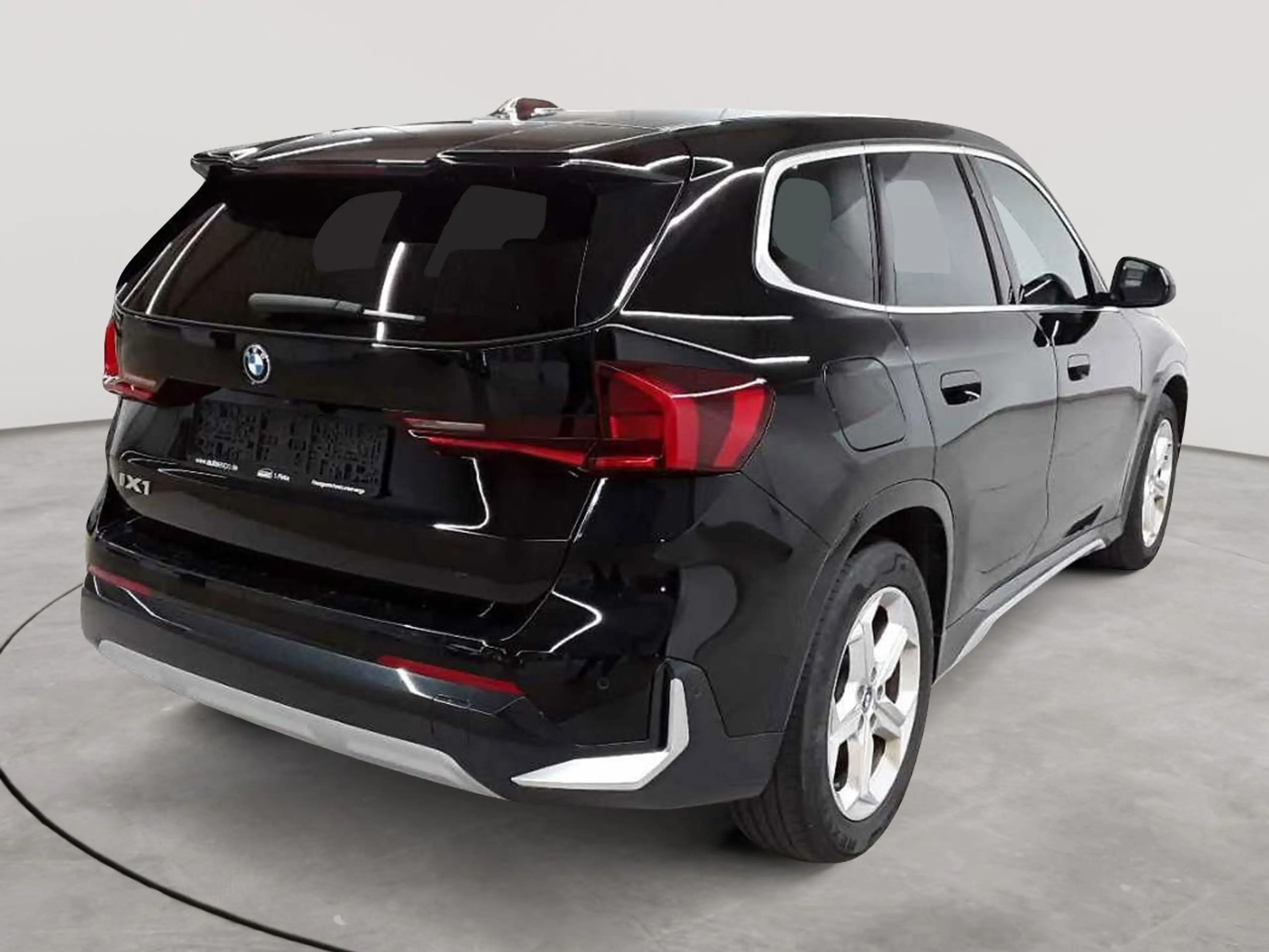 BMW iX1 iX1 xDrive30 xLine Navi Leder AHK — photo 4