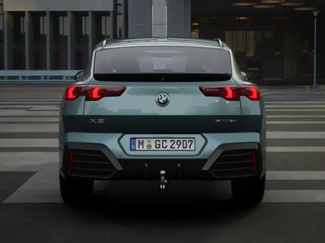 BMW X2 view 5