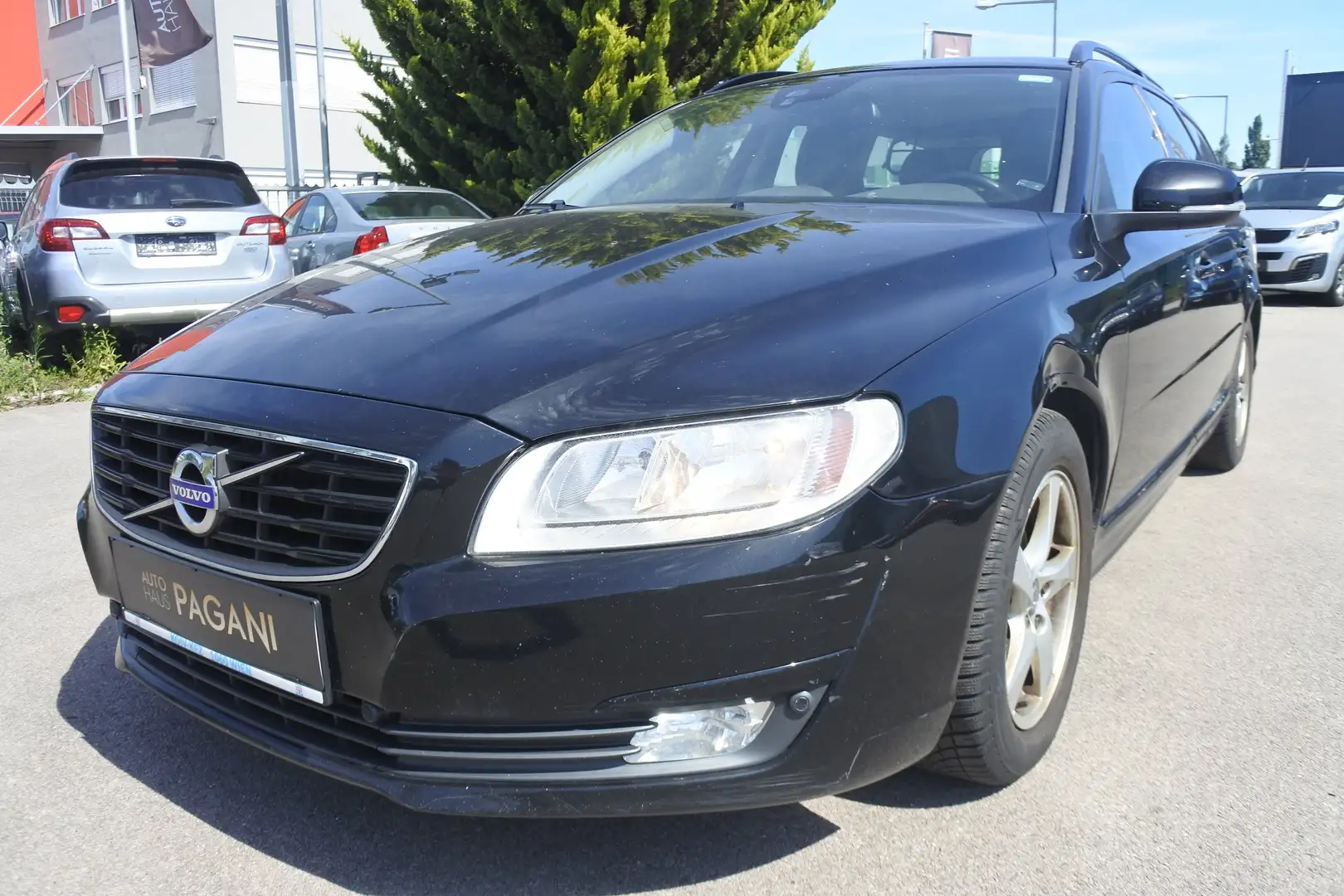 Volvo V70 V70 D4 Summum/GELEGENHEIT/EXPORT/HÄNDLER Schwarz - 1