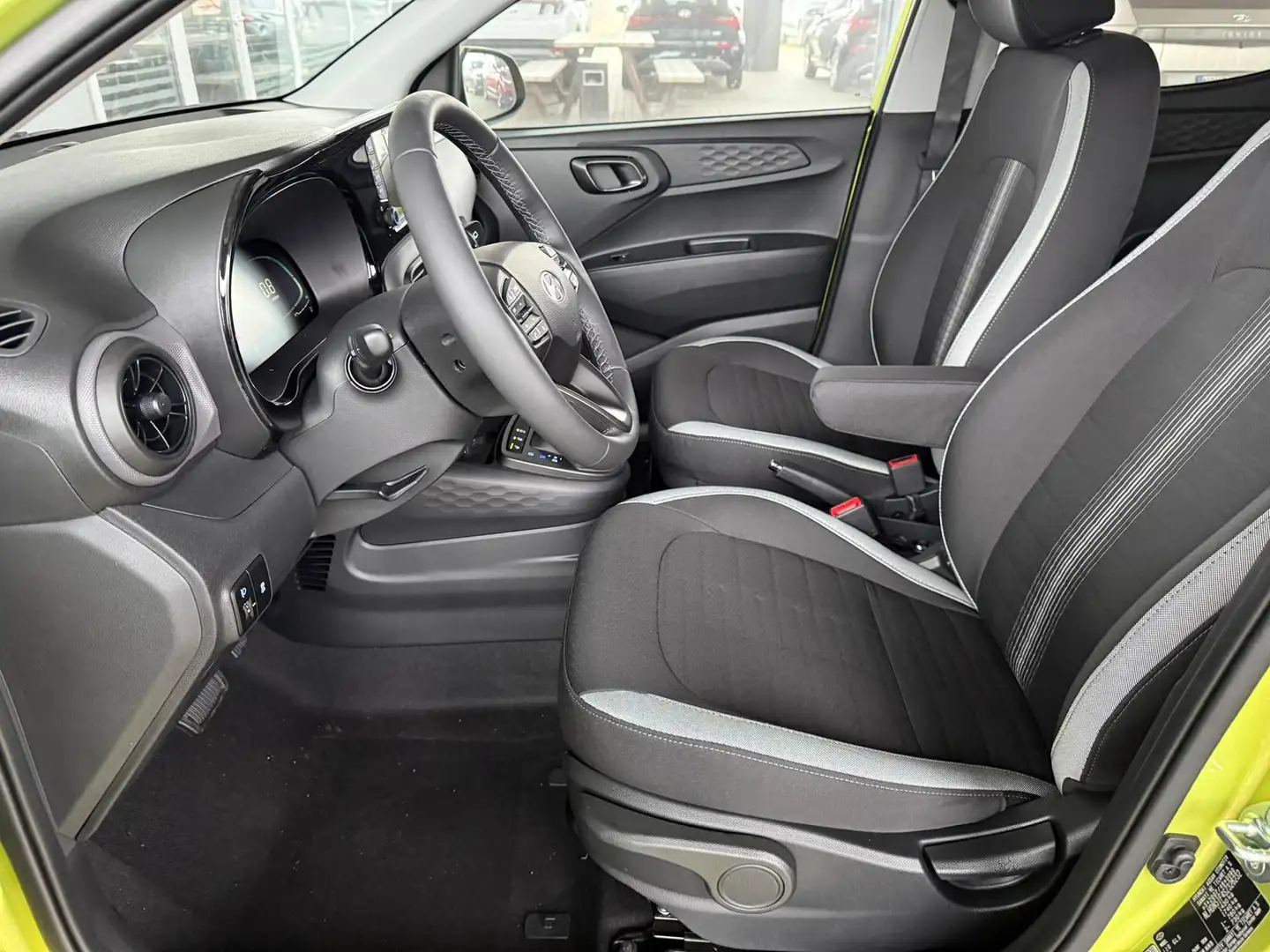 Hyundai i10 GO Plus 1,2 GDI Automatik / Sitz + Lenkradheizu... Blau - 2