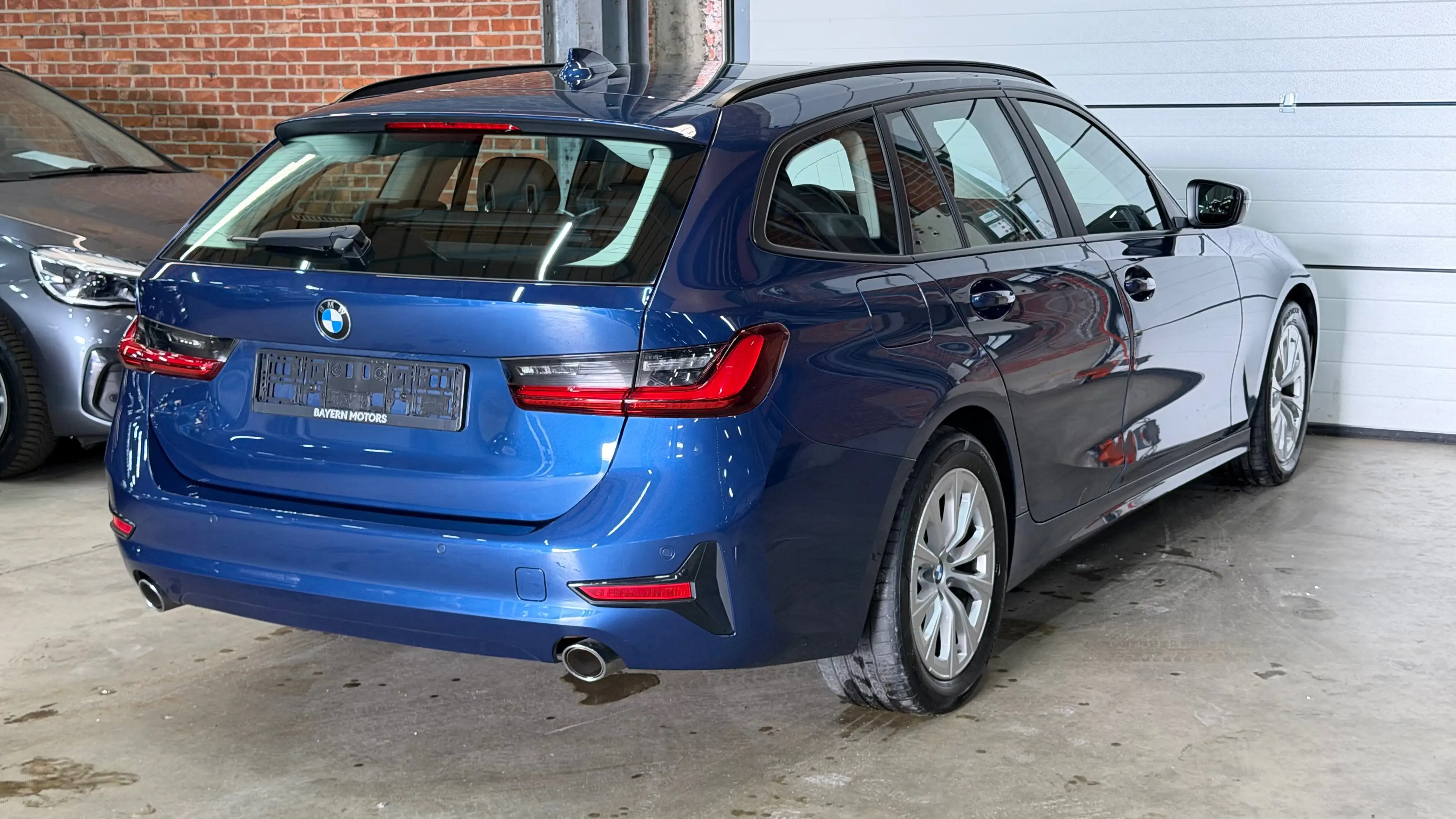 BMW 318 d Garantie EURO 6d LED Prof Navi Virtual Cockpit Inklapbare Spiegels Cruise Controle Zetelverwarming CarPlay DAB — photo 2