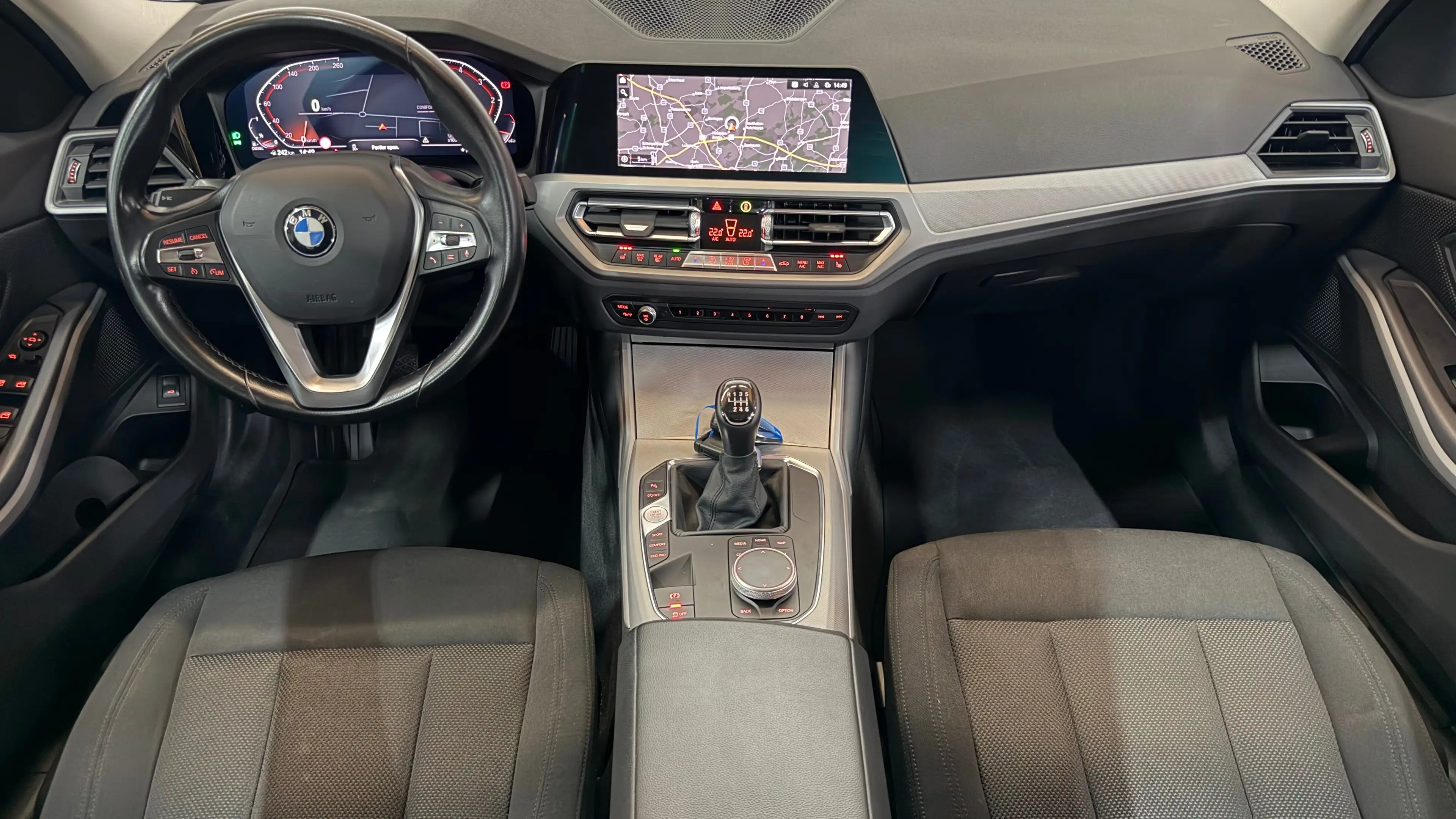 BMW 318 d Garantie EURO 6d LED Prof Navi Virtual Cockpit Inklapbare Spiegels Cruise Controle Zetelverwarming CarPlay DAB — photo 3
