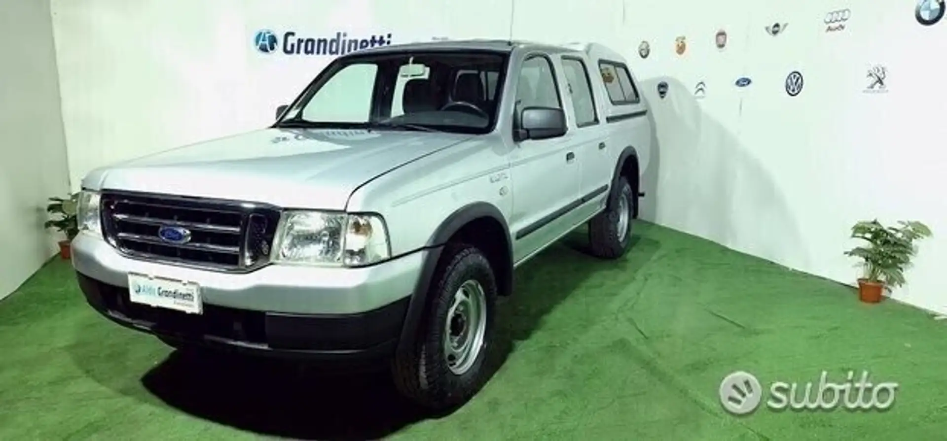 Ford Altro allestimento Gri - 1