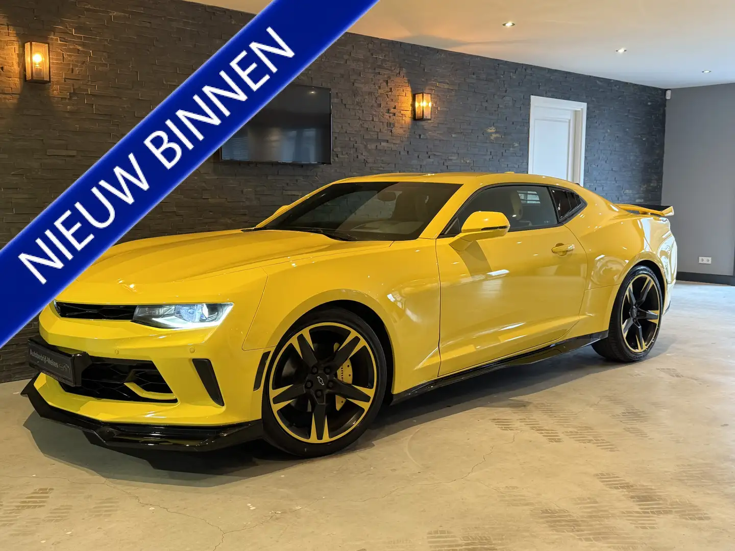 Chevrolet Camaro 2.0 Turbo Sport Bj: 2018 / 275 PK Geel - 1