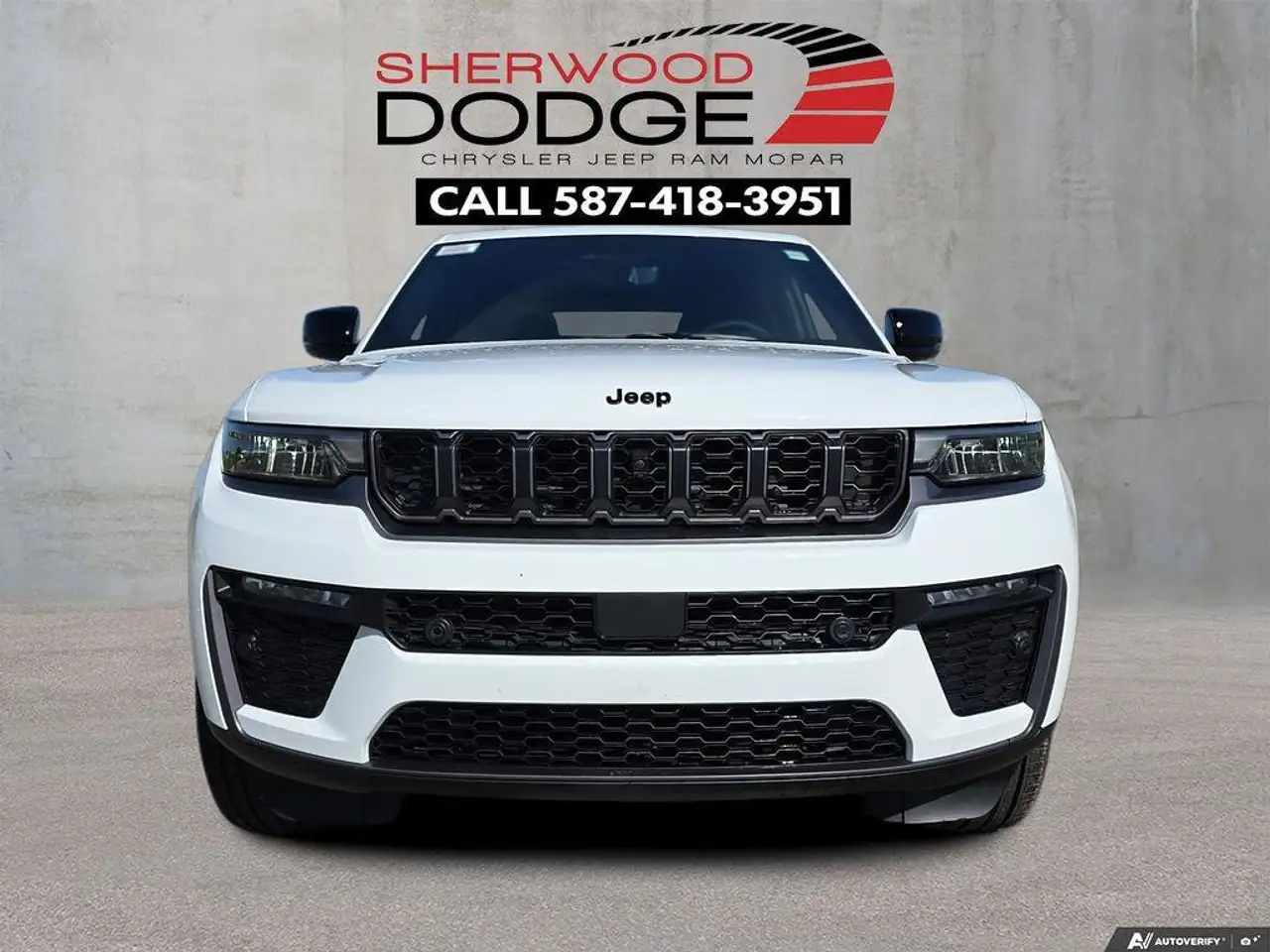 Jeep Grand Cherokee photo Jeep Grand Cherokee