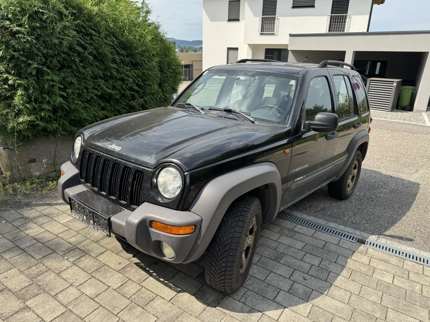 Jeep Cherokee 2,5 Limited CRD TD - 1