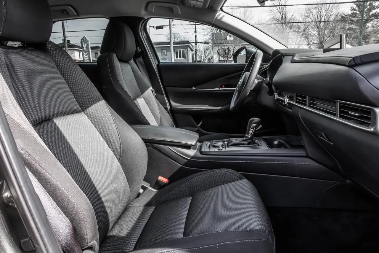 Mazda CX-30 снимка Mazda CX-30