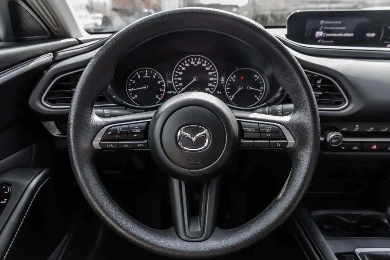 Mazda CX-30 снимка Mazda CX-30
