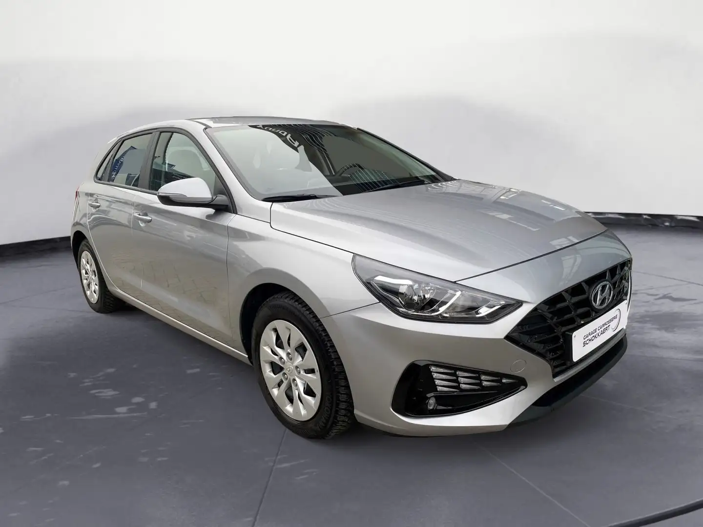 Hyundai i30 1.0 benzine 120pk MODERN Zilver - 1