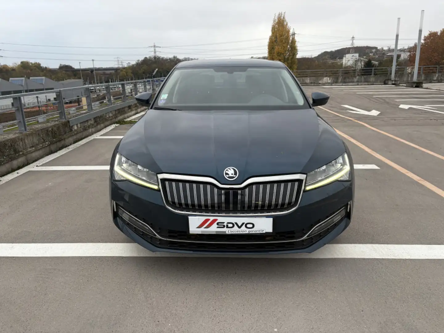 Skoda Superb 1.4 TSI PHEV 218CH BUSINESS DSG6 Blau - 2