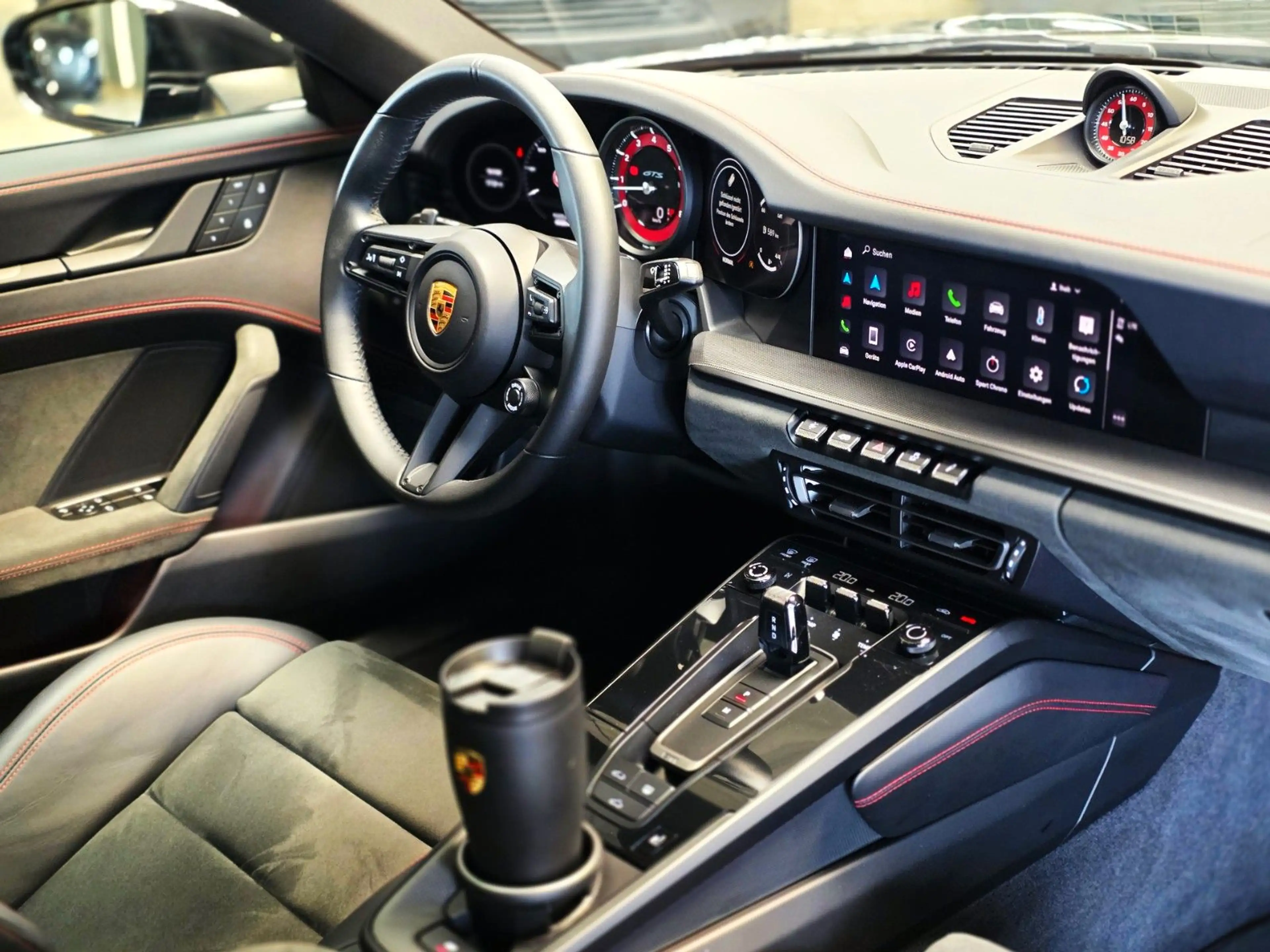 Porsche 911 Carrera GTS 360° Pano 3JahrePorscheGarantie! — photo 13