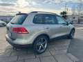 Volkswagen Touareg 3.0TDIV6 TDI, EURO6, AHK, Modell 2015! Silber - thumbnail 2