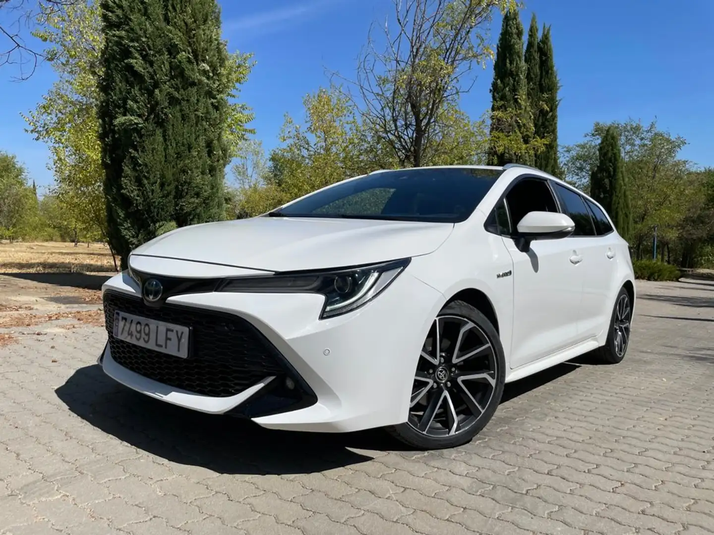 Toyota Corolla 2.0 180H FEEL ECVT TOURING SPORT Blanco - 1