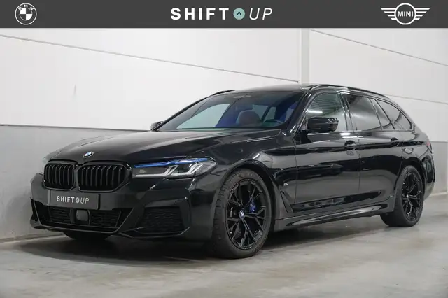 BMW 540 5-serie Touring 540i xDrive M-Sport | Panoramadak
