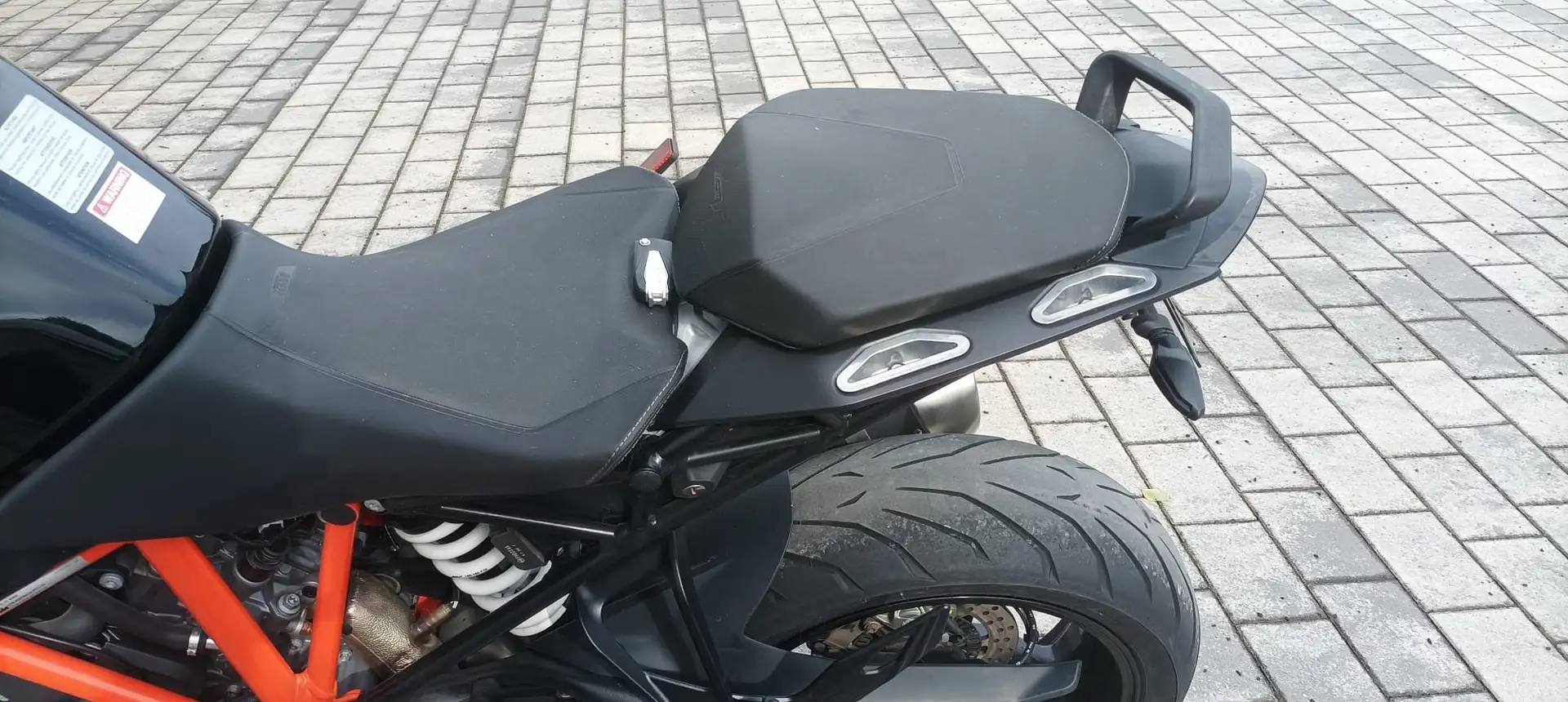 KTM 1290 Super Duke GT KTM 1290 Super Duke GT Facelift erst 5.300 KM Orange - 2