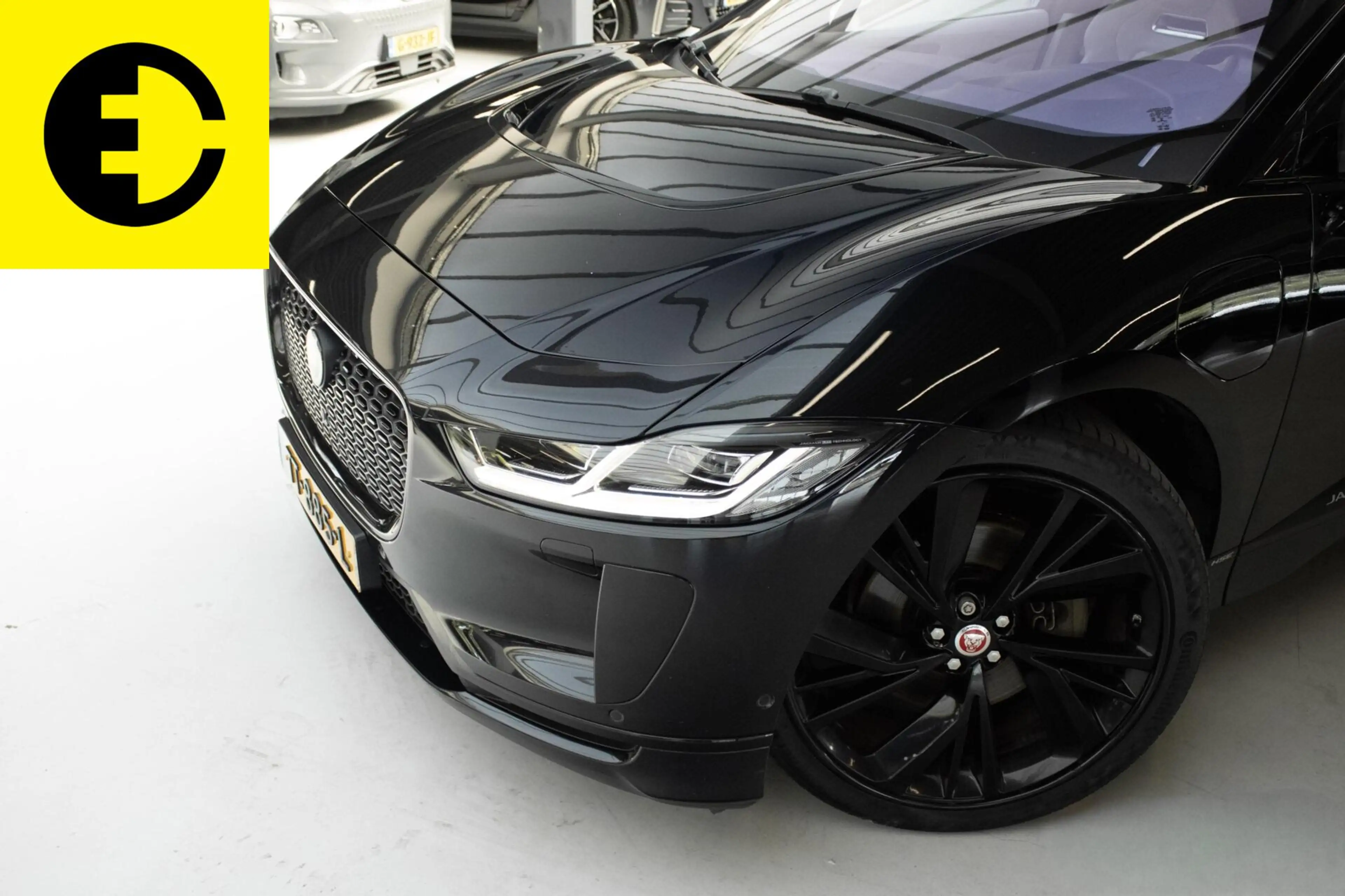 Jaguar I-Pace EV400 S 90 kWh |SOH 79.9% | Stoelverkoeling | Pano — photo 2