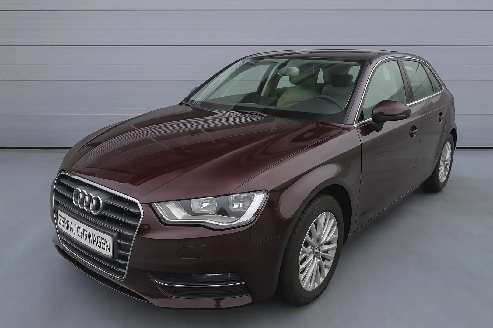 Audi A3 Ambiente Alufelgen Sitzheizung Berganfahr S-Tronic Rouge - 1