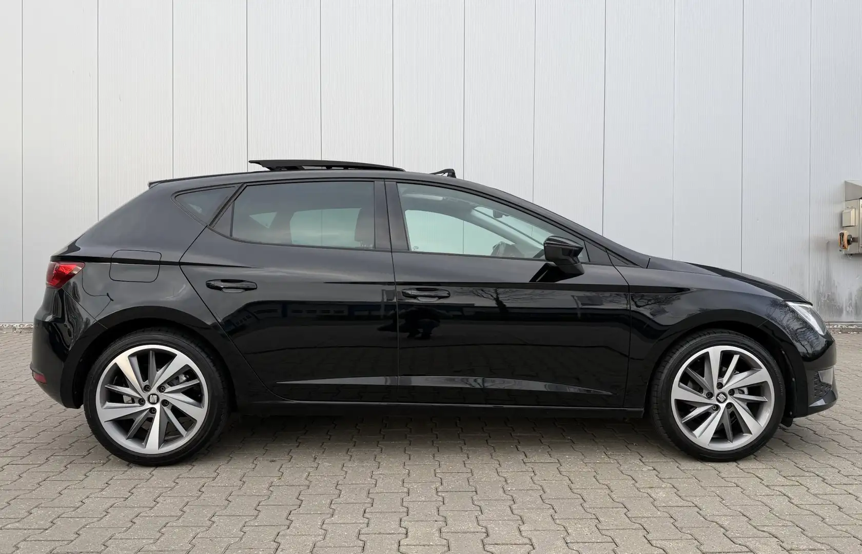 SEAT Leon ST 1.4 TSI 150PK FR - Panorama | Seat sound Negro - 2