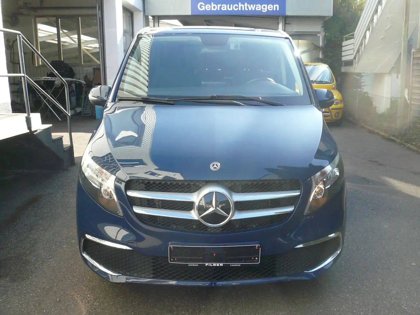 Mercedes-Benz V 220 V 220 d RISE lang (447.813) Blu/Azzurro - 2