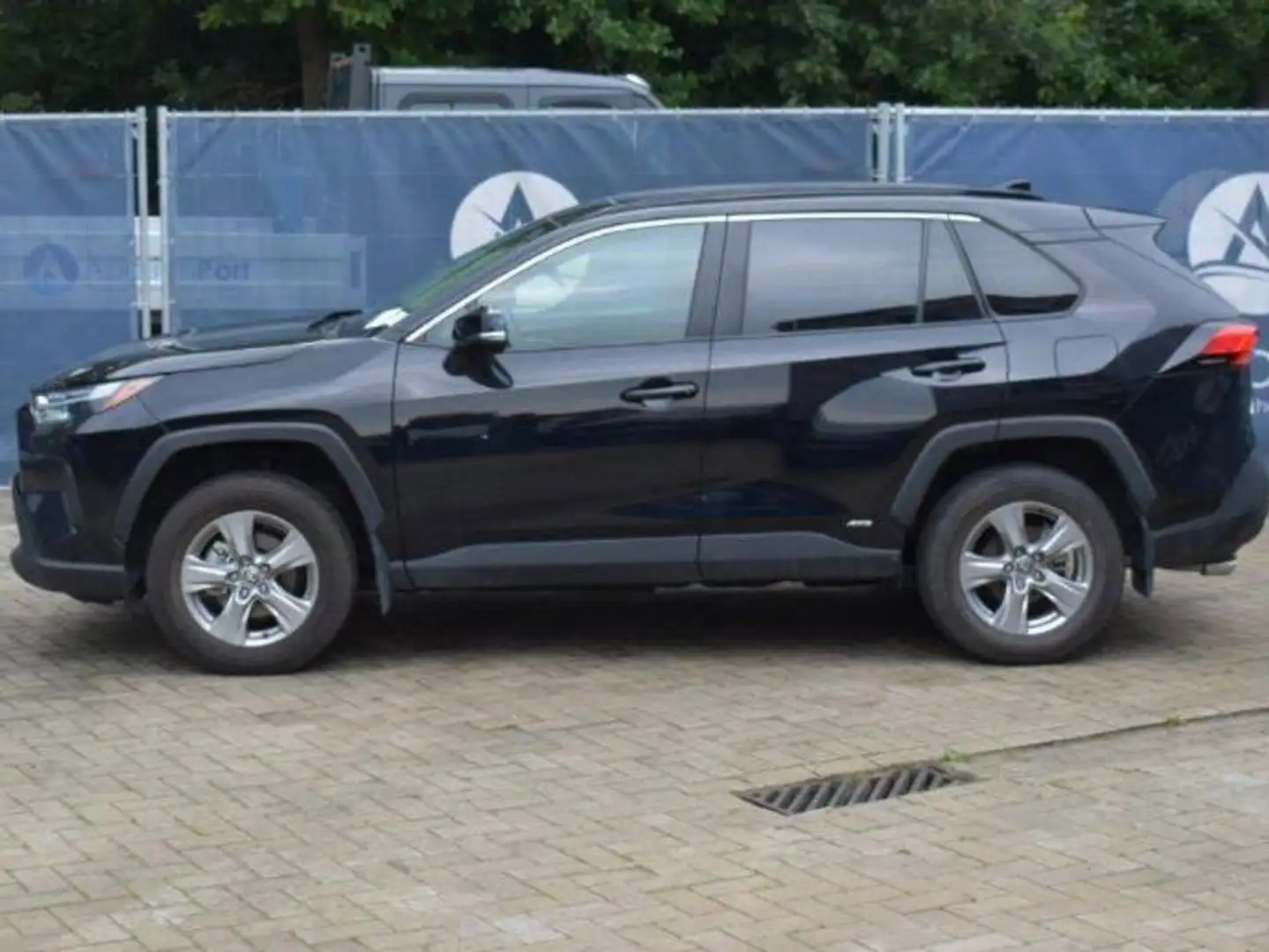 Toyota RAV 4 XLE Hybrid Zwart - 2