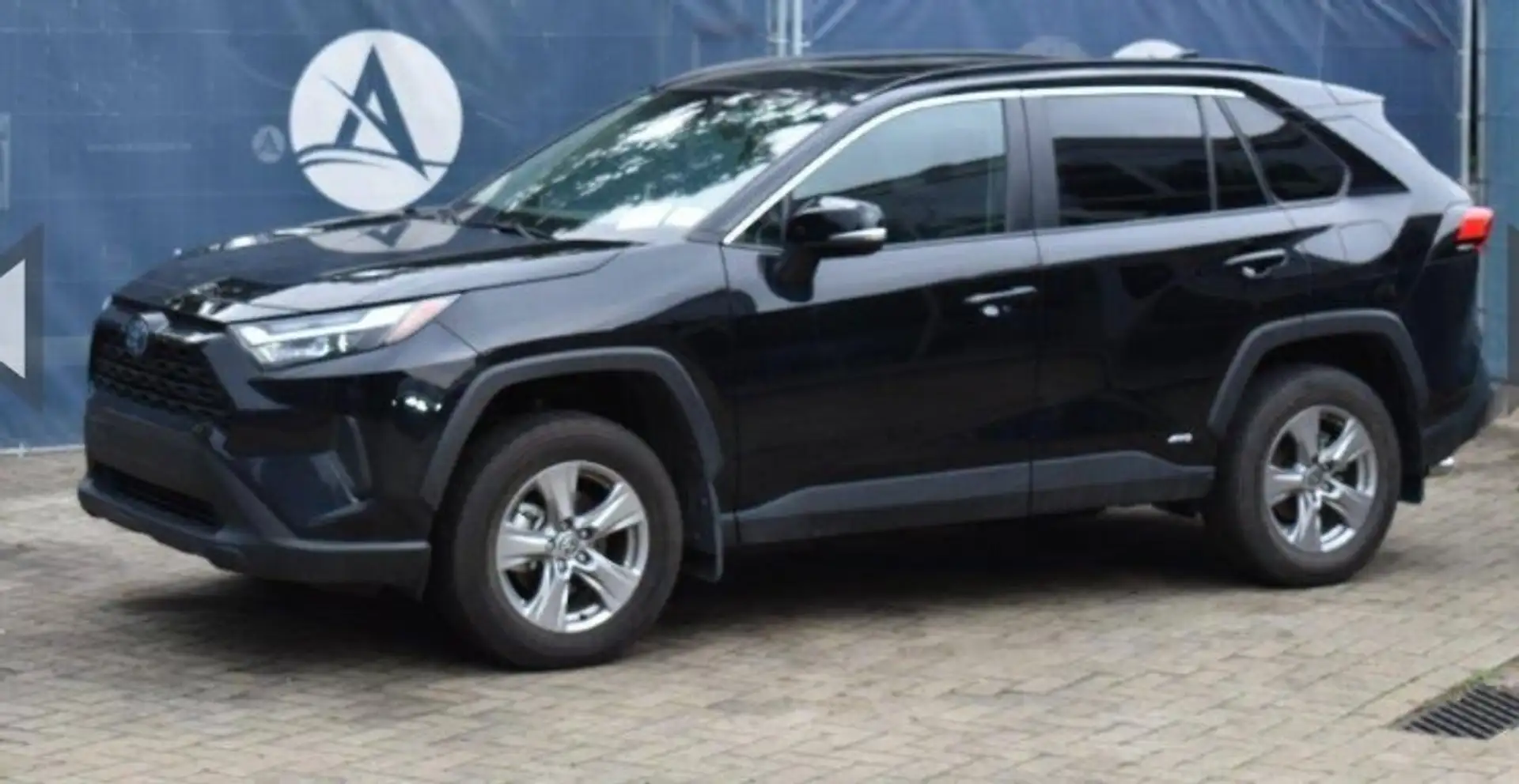 Toyota RAV 4 XLE Hybrid Zwart - 1