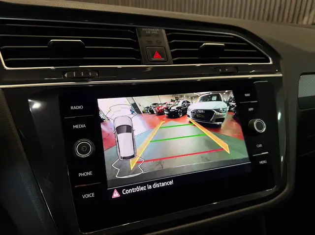 Volkswagen Tiguan view 13