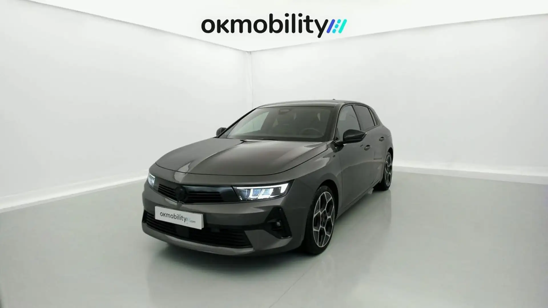Opel Astra 1.6T PHEV 180cv Auto GS Plateado - 1