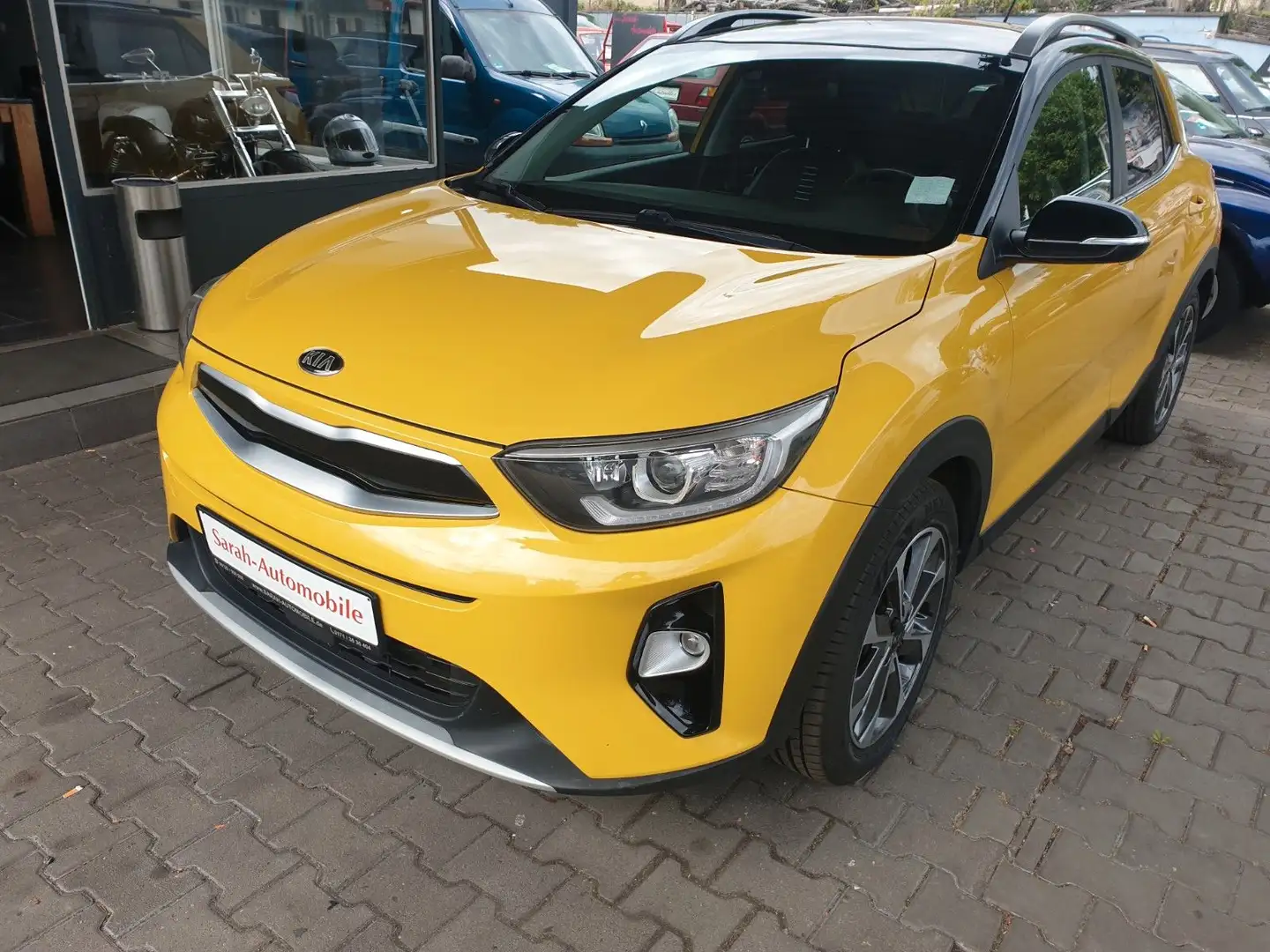 Kia Stonic Spirit Jaune - 1
