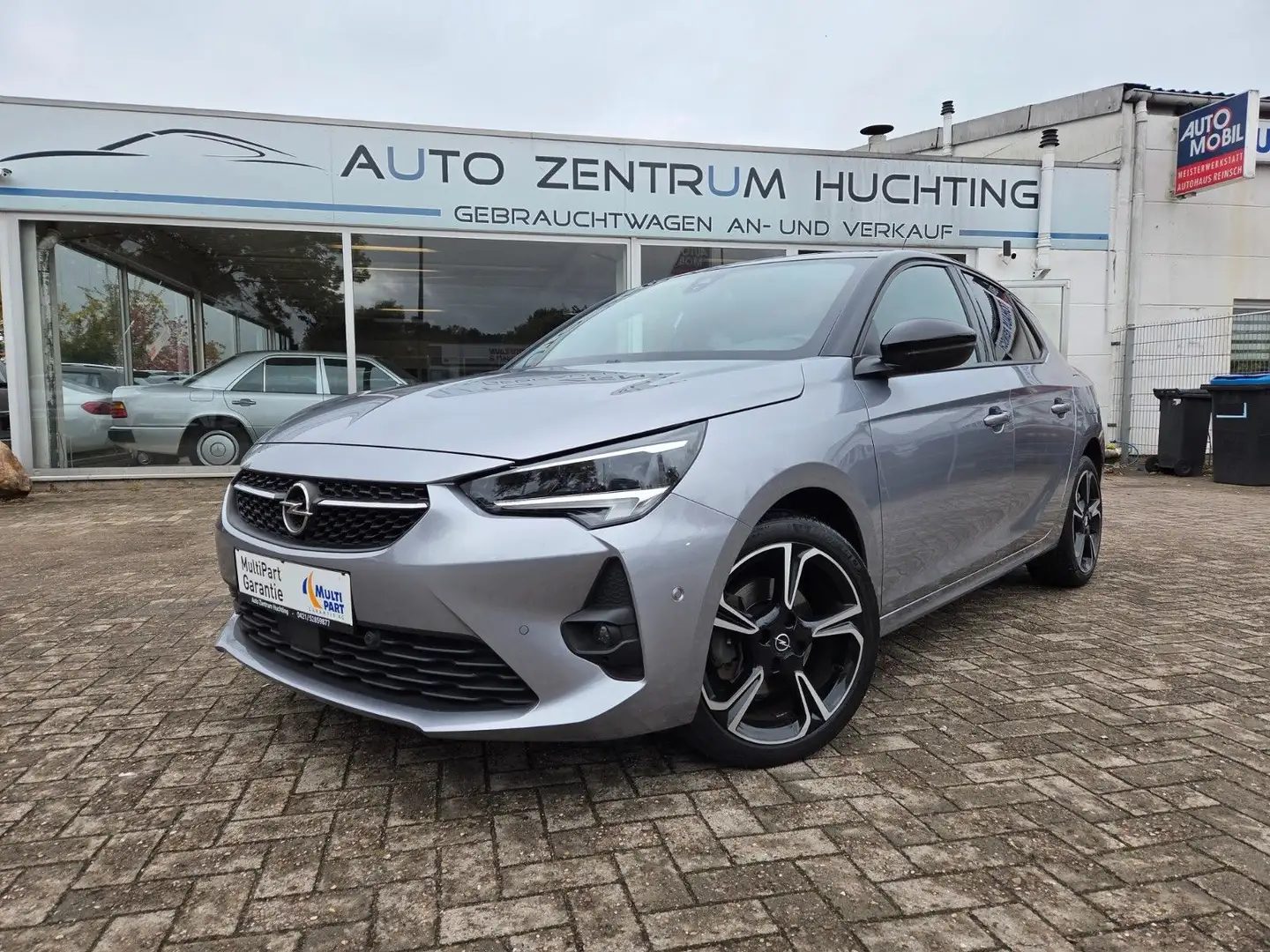 Opel Corsa F GS Line Gris - 1