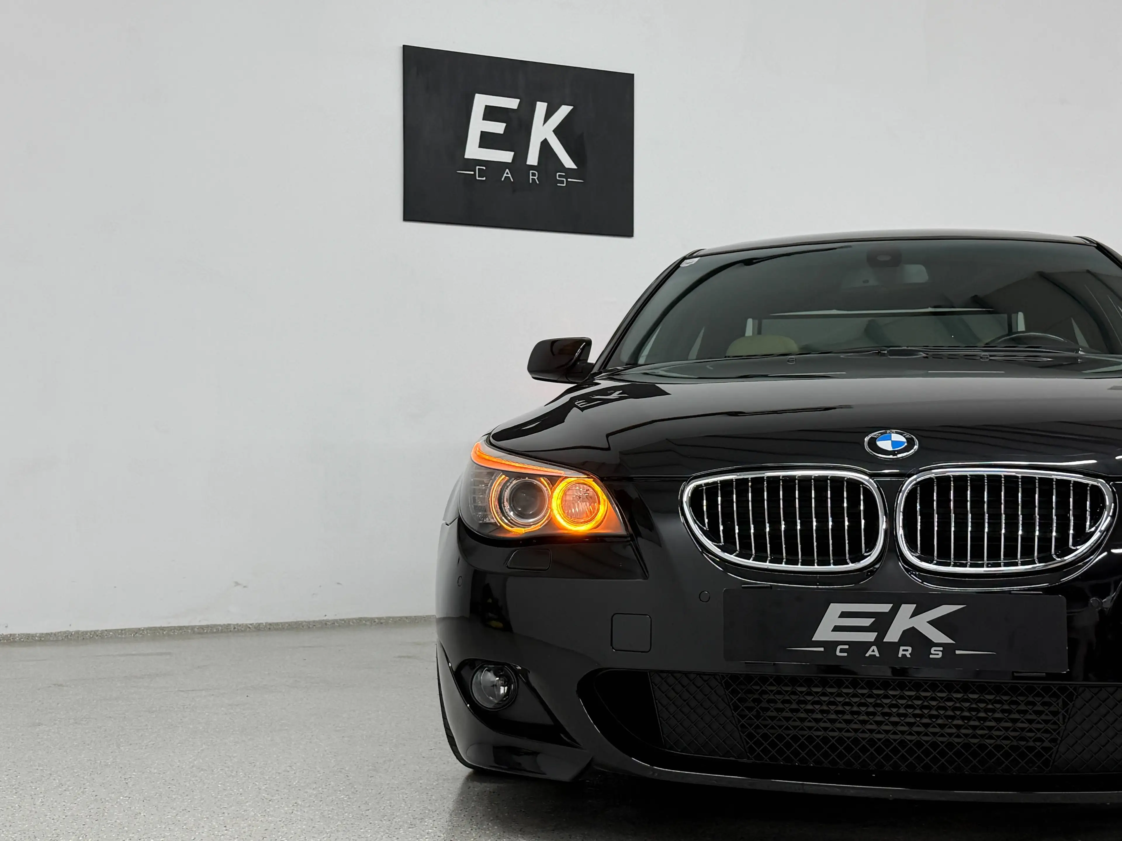 BMW 525 D AUT. M-PAKET INDIVIDUAL *M5 FELGEN* *SITZH* *SCHIEBEDACH* *PDC* *XENON* — photo 14
