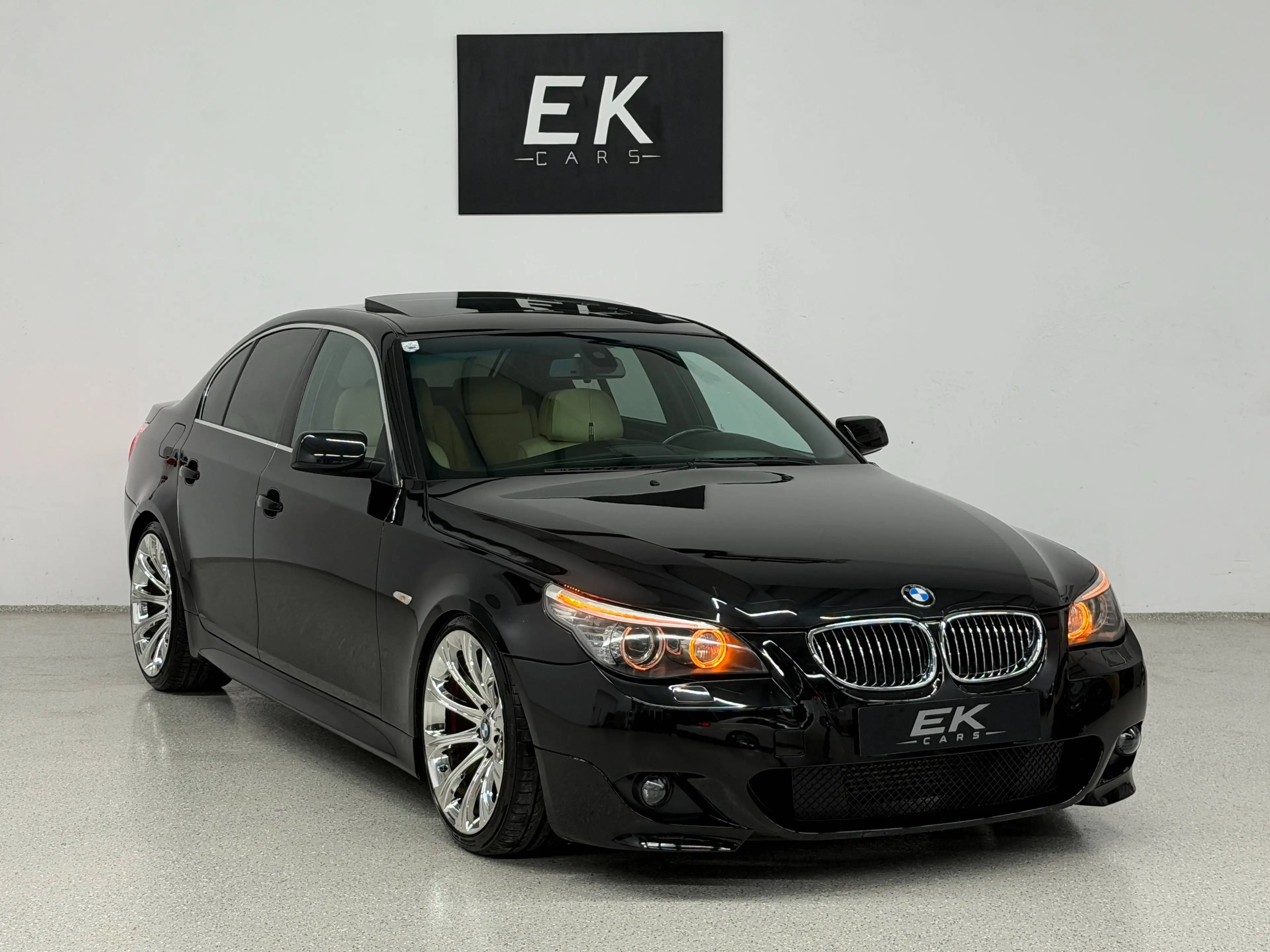 BMW 525 D AUT. M-PAKET INDIVIDUAL *M5 FELGEN* *SITZH* *SCHIEBEDACH* *PDC* *XENON* — photo 3