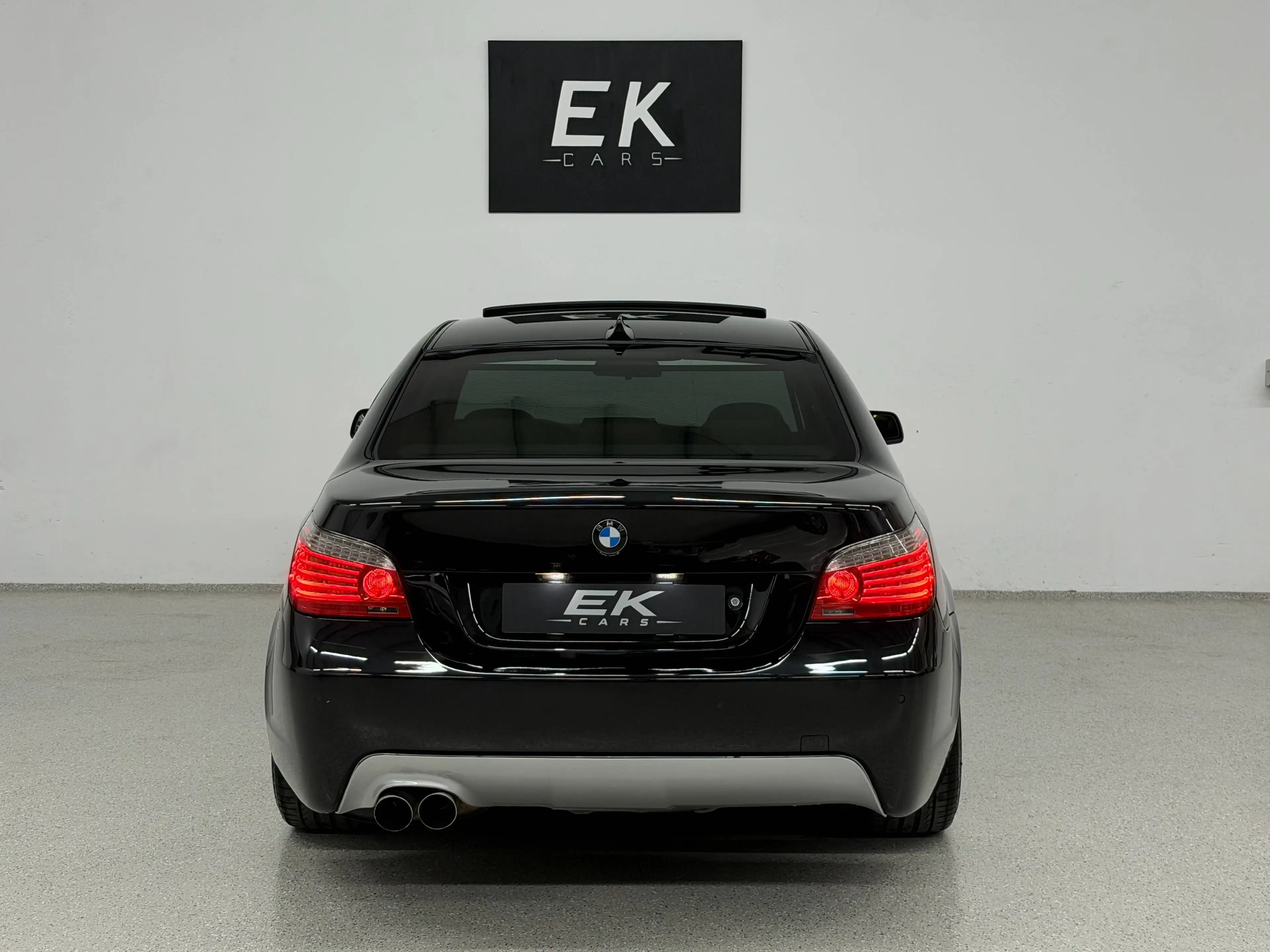BMW 525 D AUT. M-PAKET INDIVIDUAL *M5 FELGEN* *SITZH* *SCHIEBEDACH* *PDC* *XENON* — photo 6