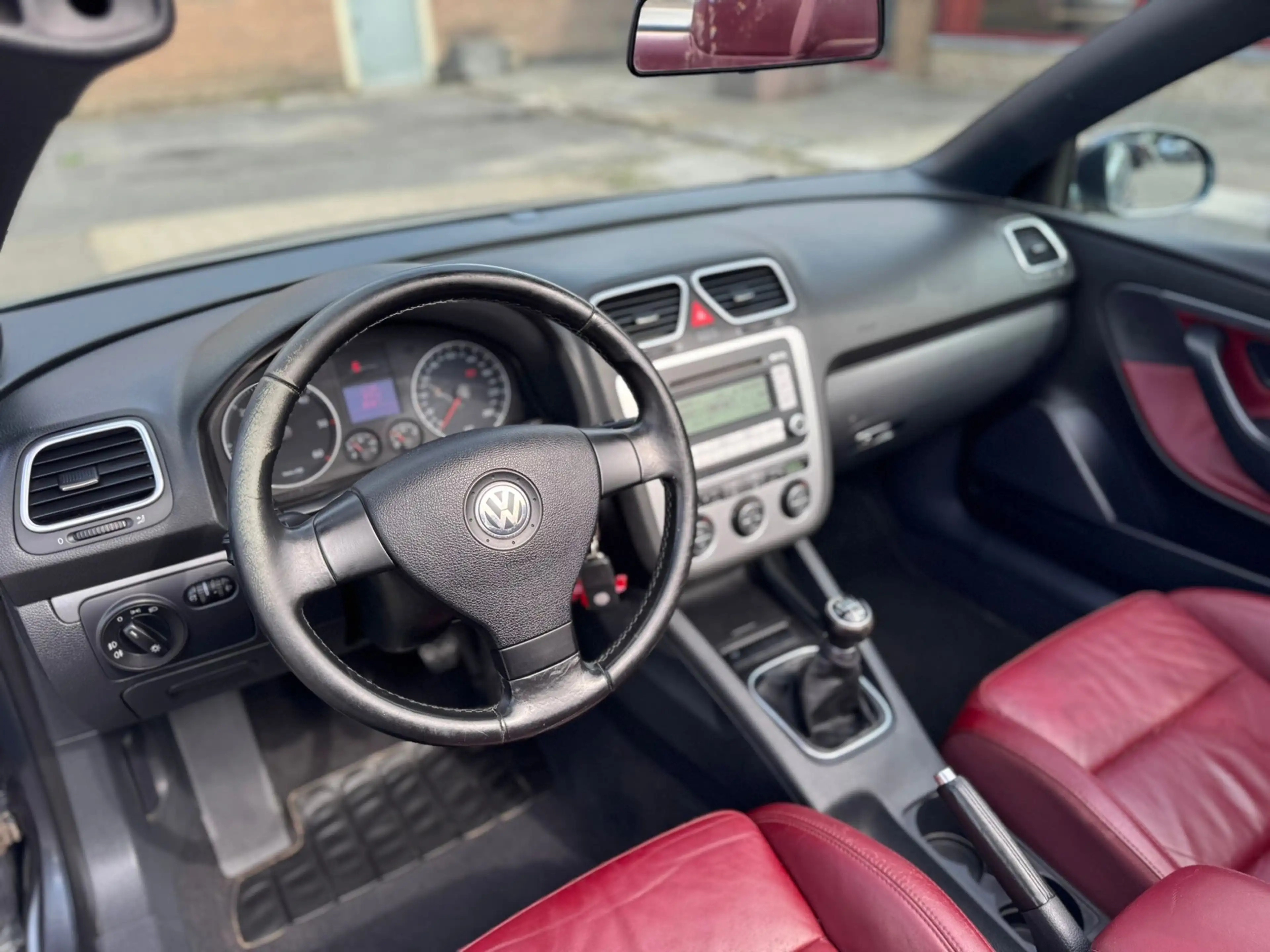 Volkswagen Eos 2.O TDI 14OCV CABRIO FAIBLE KM CAR-PASS OK — photo 12