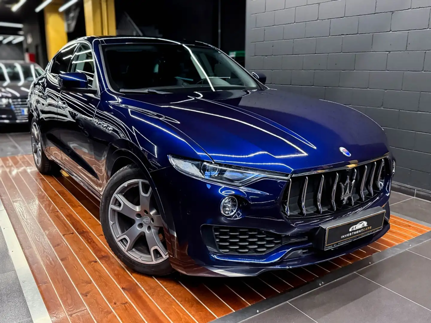 Maserati Levante 350 GranLusso Aut. Azul - 1