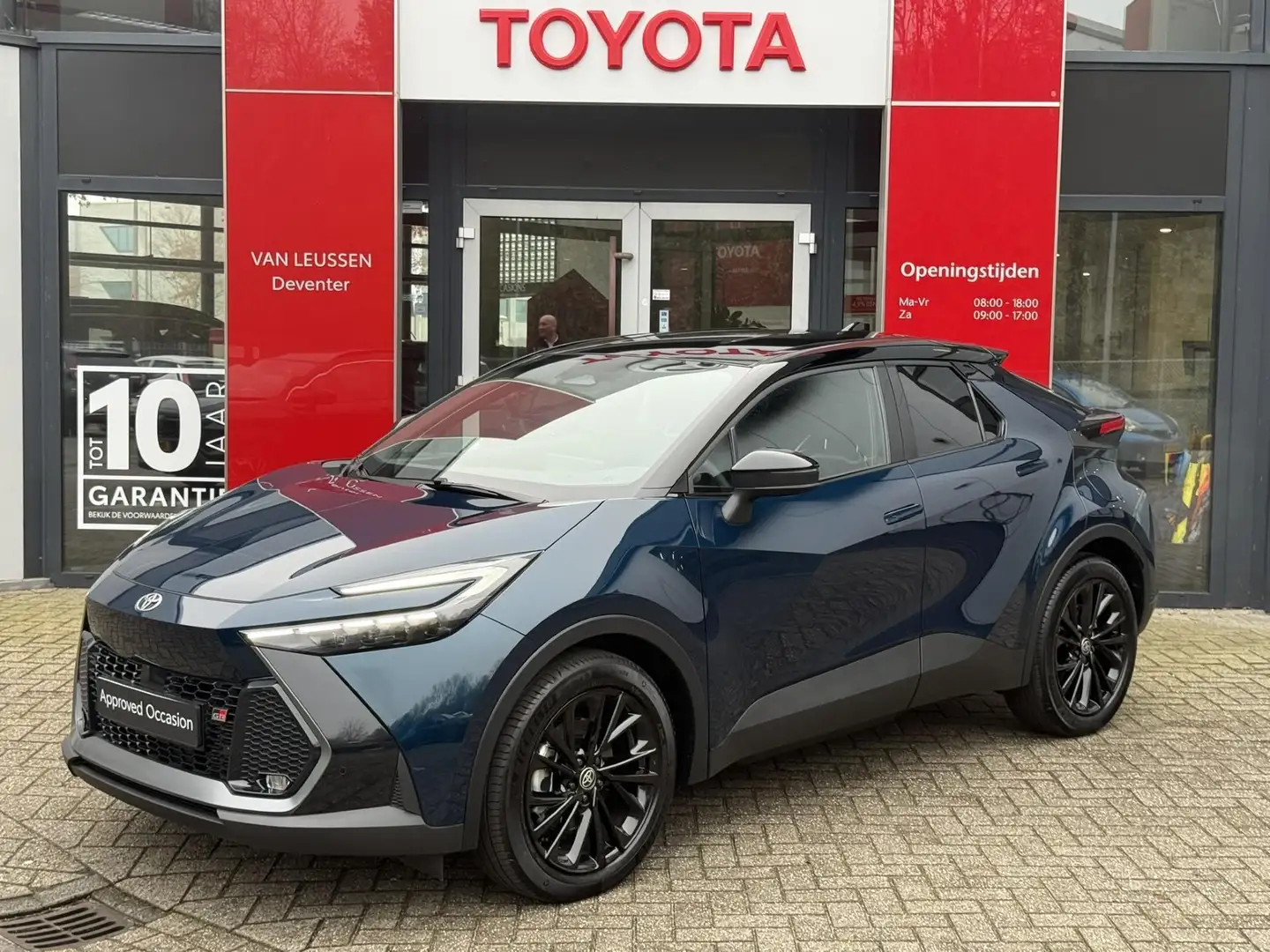 Toyota C-HR 2.0 Plug-in Hybrid 220 GR SPORT NIEUWE AUTO DIRECT - 1