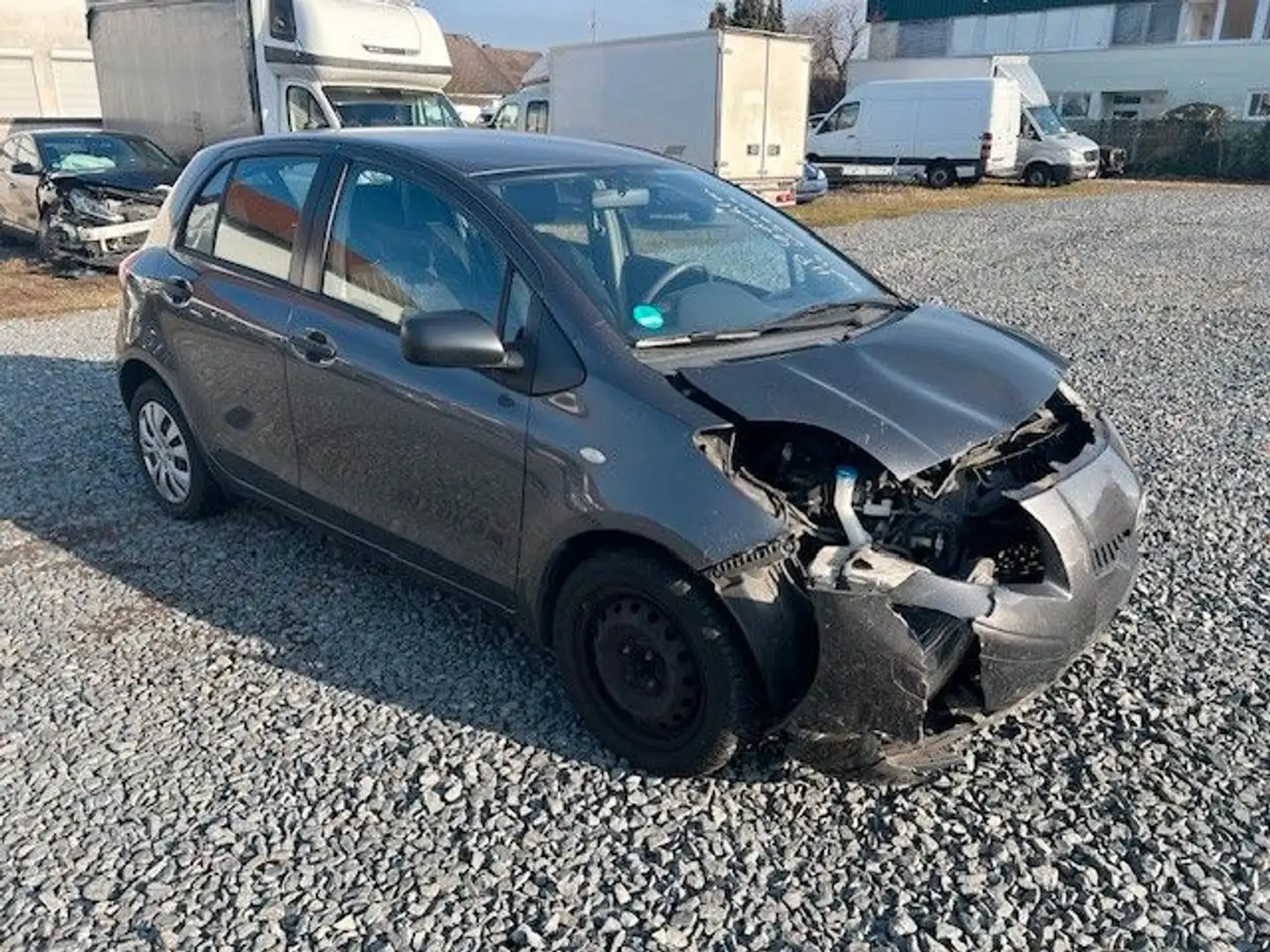 Toyota Yaris Cool Grau - 1