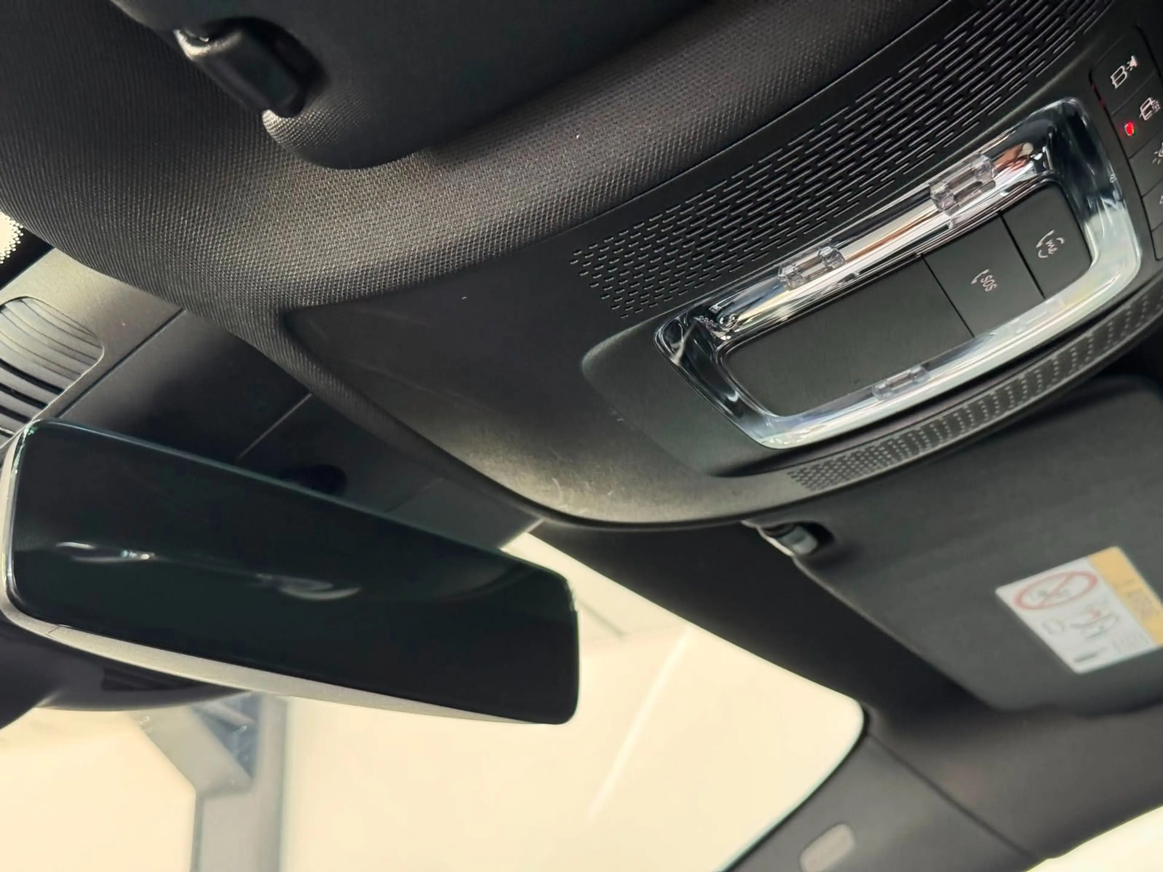 Mercedes-Benz A 180 AMG*WENIG-KM*Advanced Plus*MBUX* — photo 39
