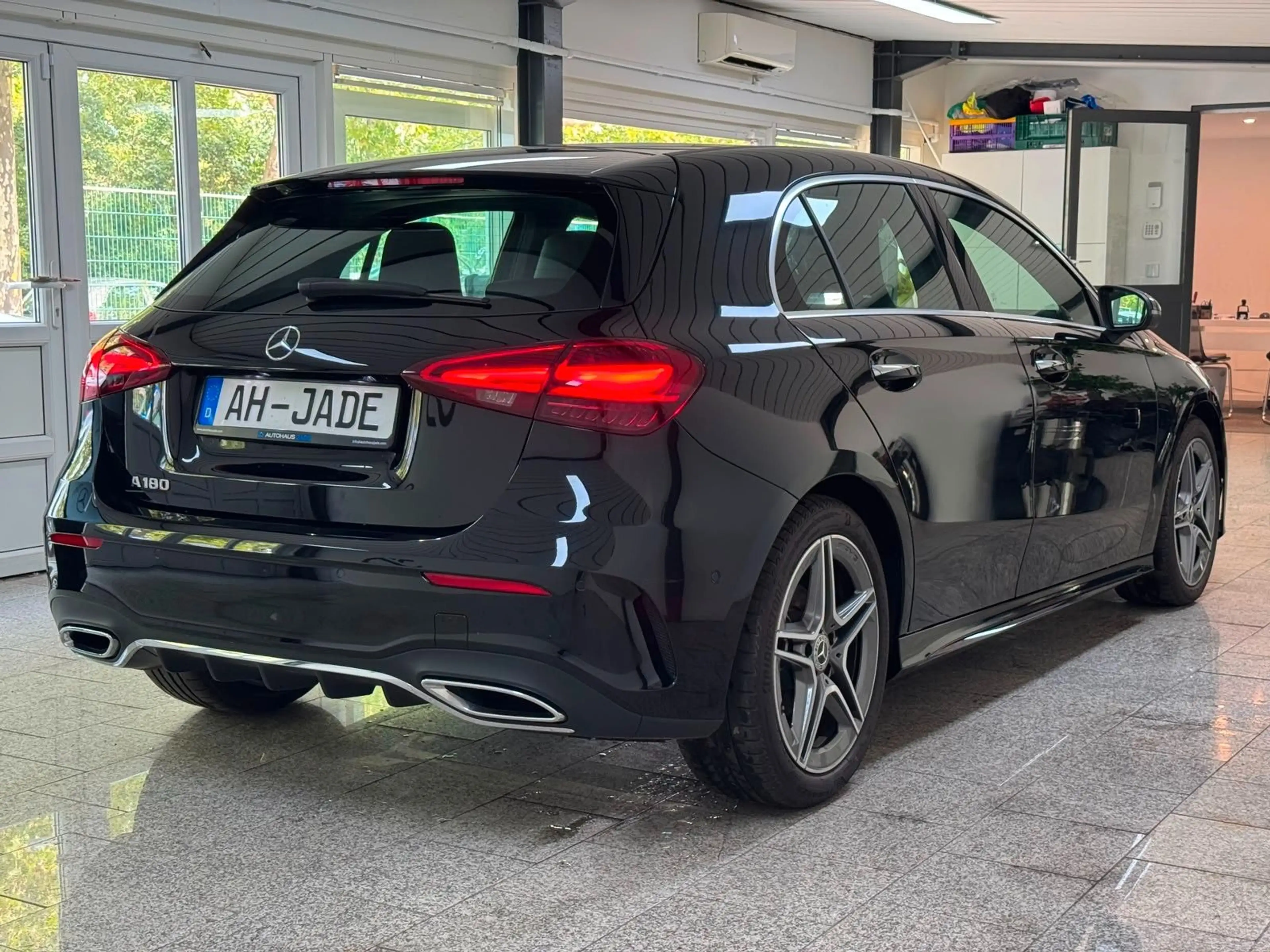 Mercedes-Benz A 180 AMG*WENIG-KM*Advanced Plus*MBUX* — photo 7