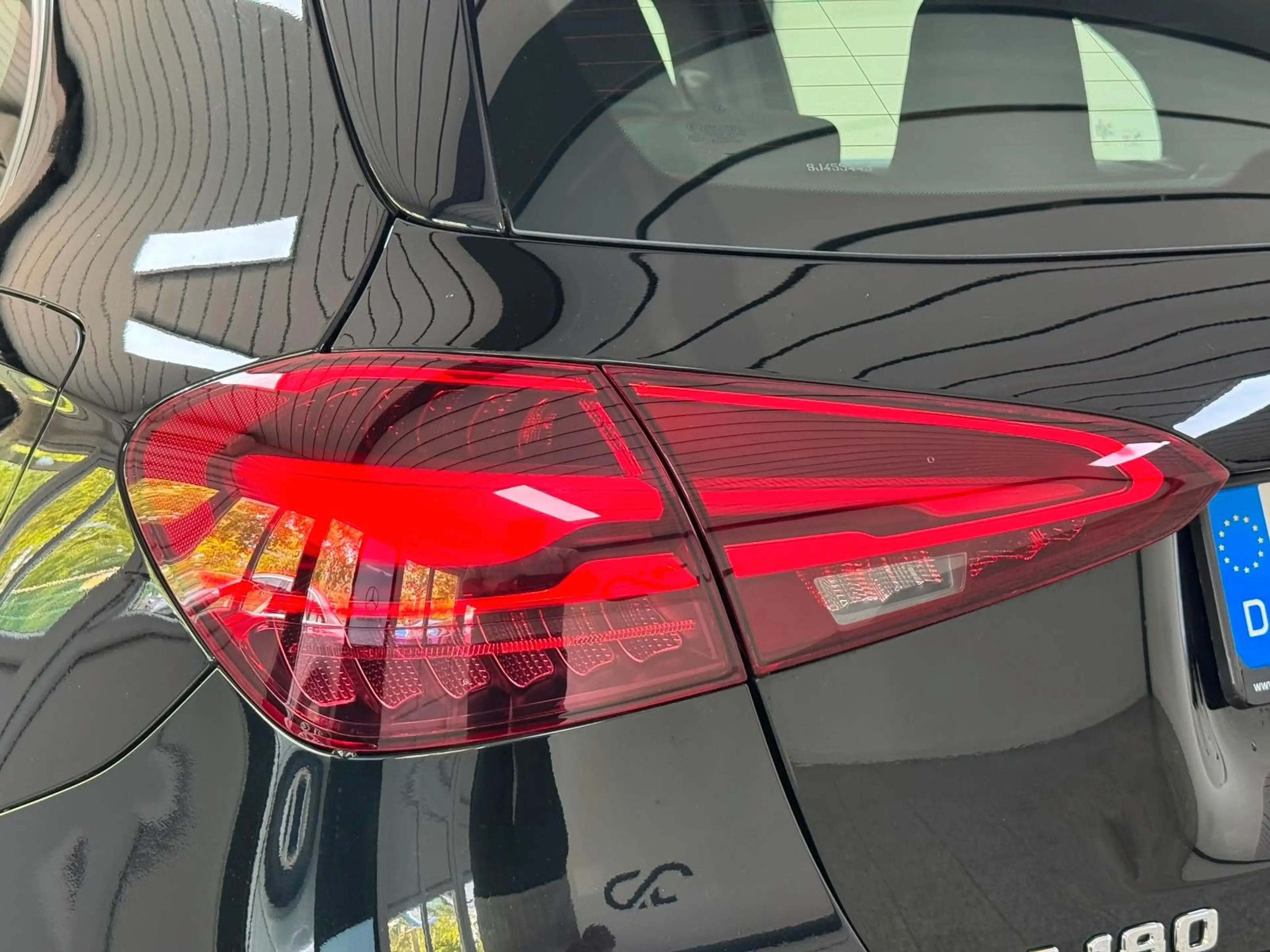 Mercedes-Benz A 180 AMG*WENIG-KM*Advanced Plus*MBUX* — photo 13