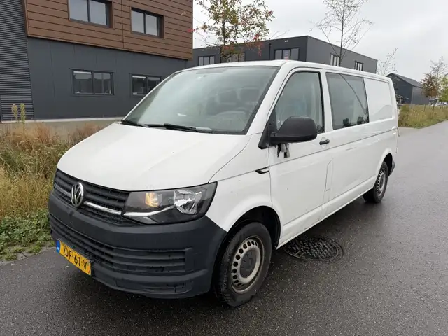 2019 Volkswagen Transporter in White for sale