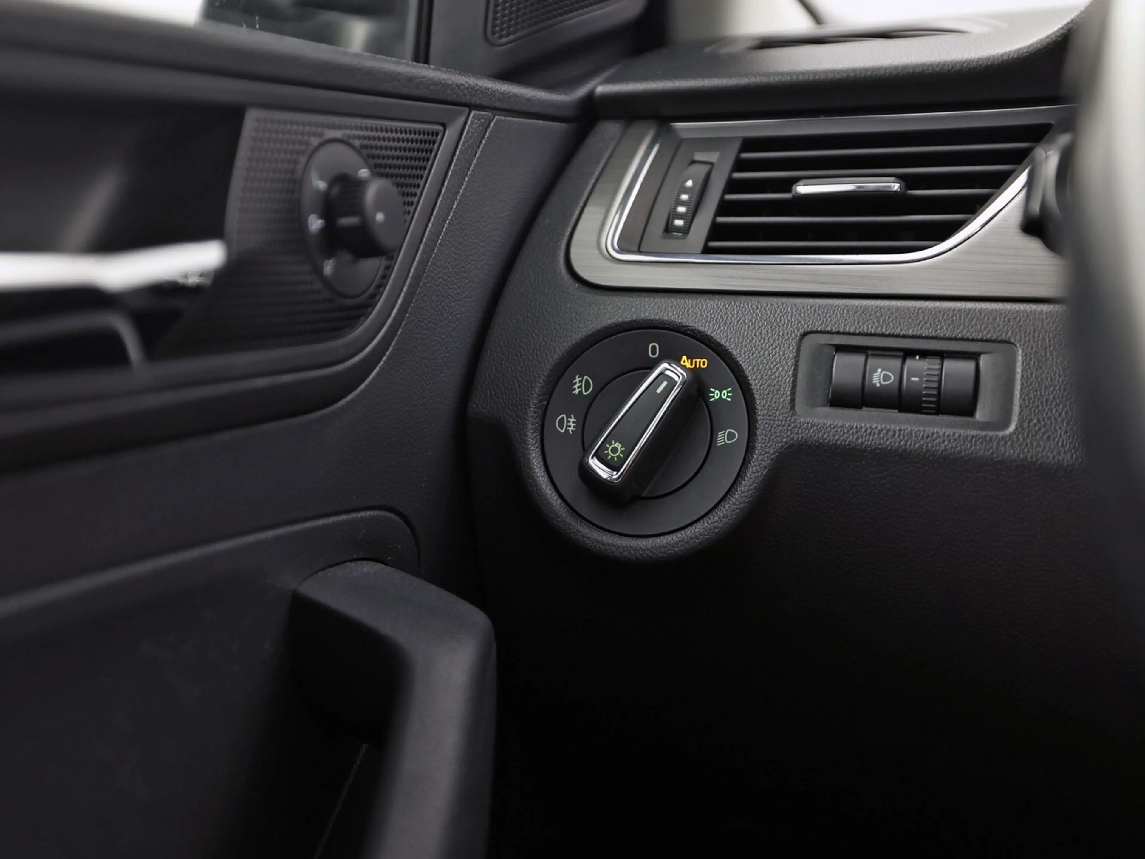 Skoda Rapid/Spaceback 1.0 TSI Sport Automaat (PANORAMADAK, NAVIGATIE, CL — photo 23