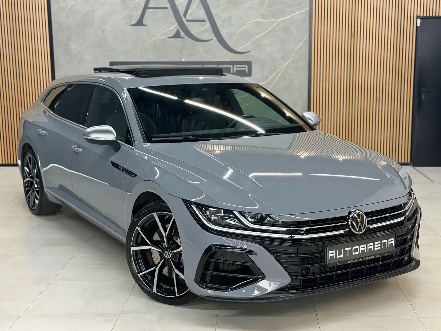 Volkswagen Arteon ''R'' Shooting Brake*4x4*PANO*IQ-Light* Gris - 2
