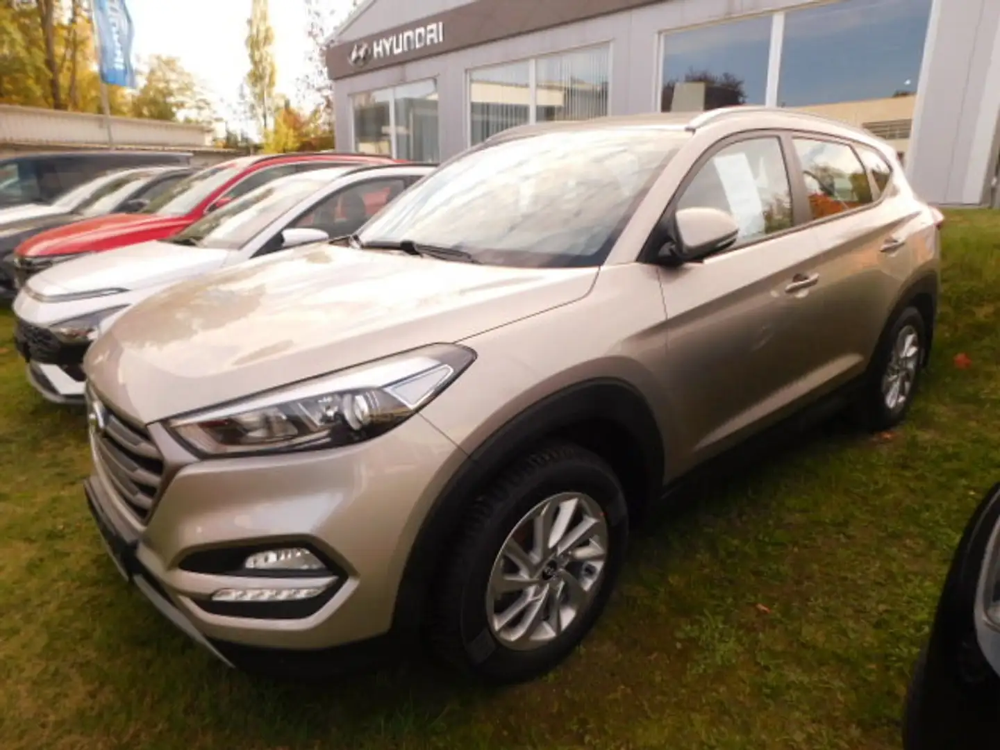 Hyundai TUCSON Tucson Trend 2WD Beige - 1