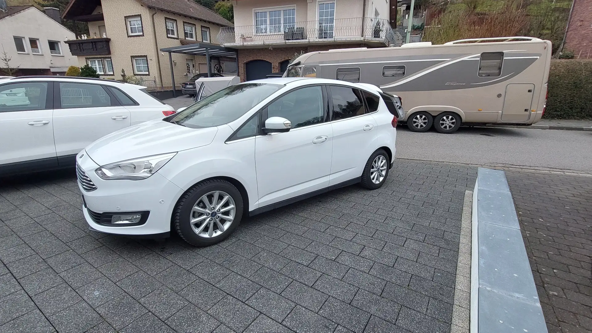 Ford C-Max Titanium Weiß - 1