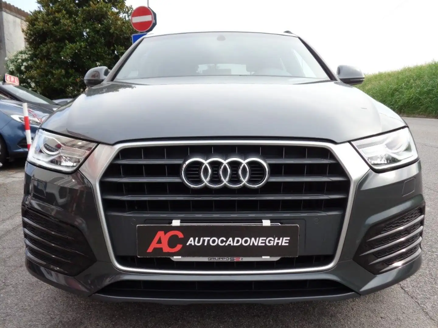 Audi Q3 2.0TDI S-LINE PREZZO VALIDO FINO 30.06,km certific Grigio - 1