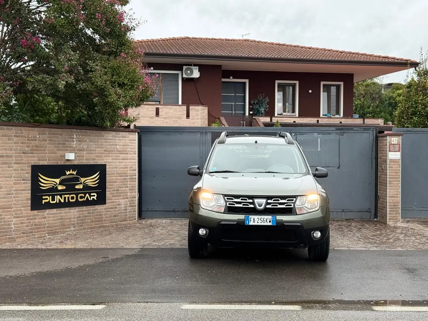 Dacia Duster Duster 1.6 La Gazzetta dello Sport Gpl 4x2 105cv - 1